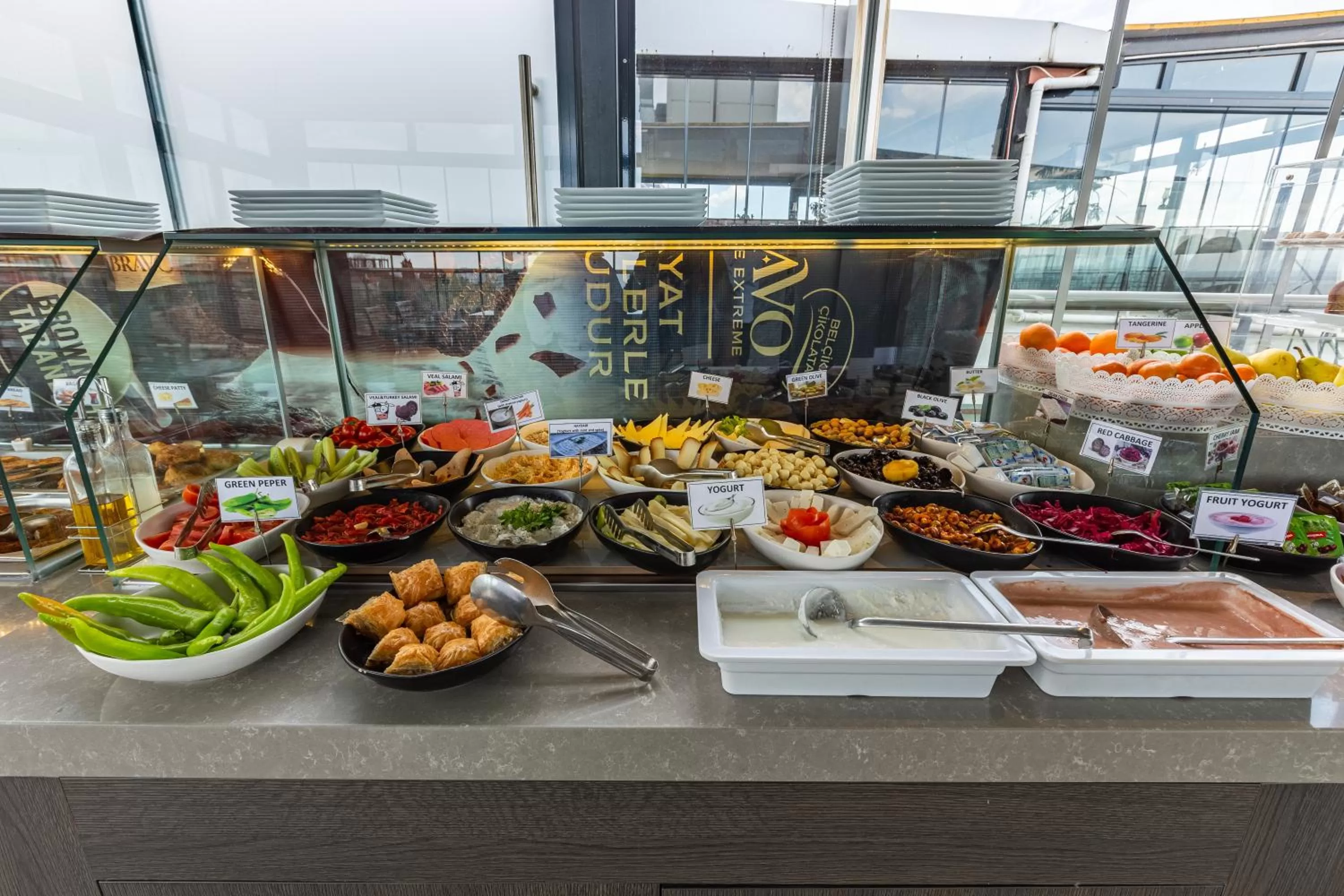 Buffet breakfast in Seraglio Hotel & Suites