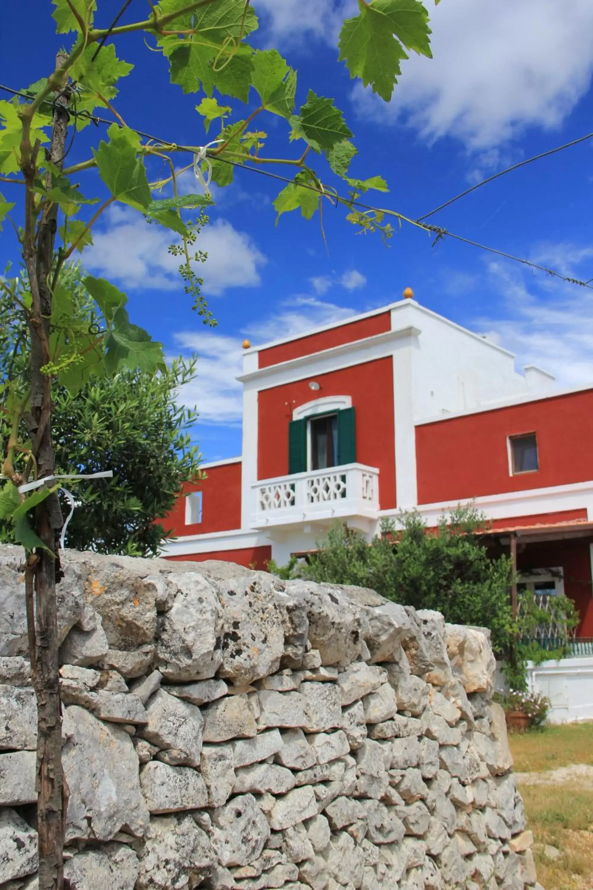 Facade/entrance, Property Building in Masseria Trulli sull'Aia