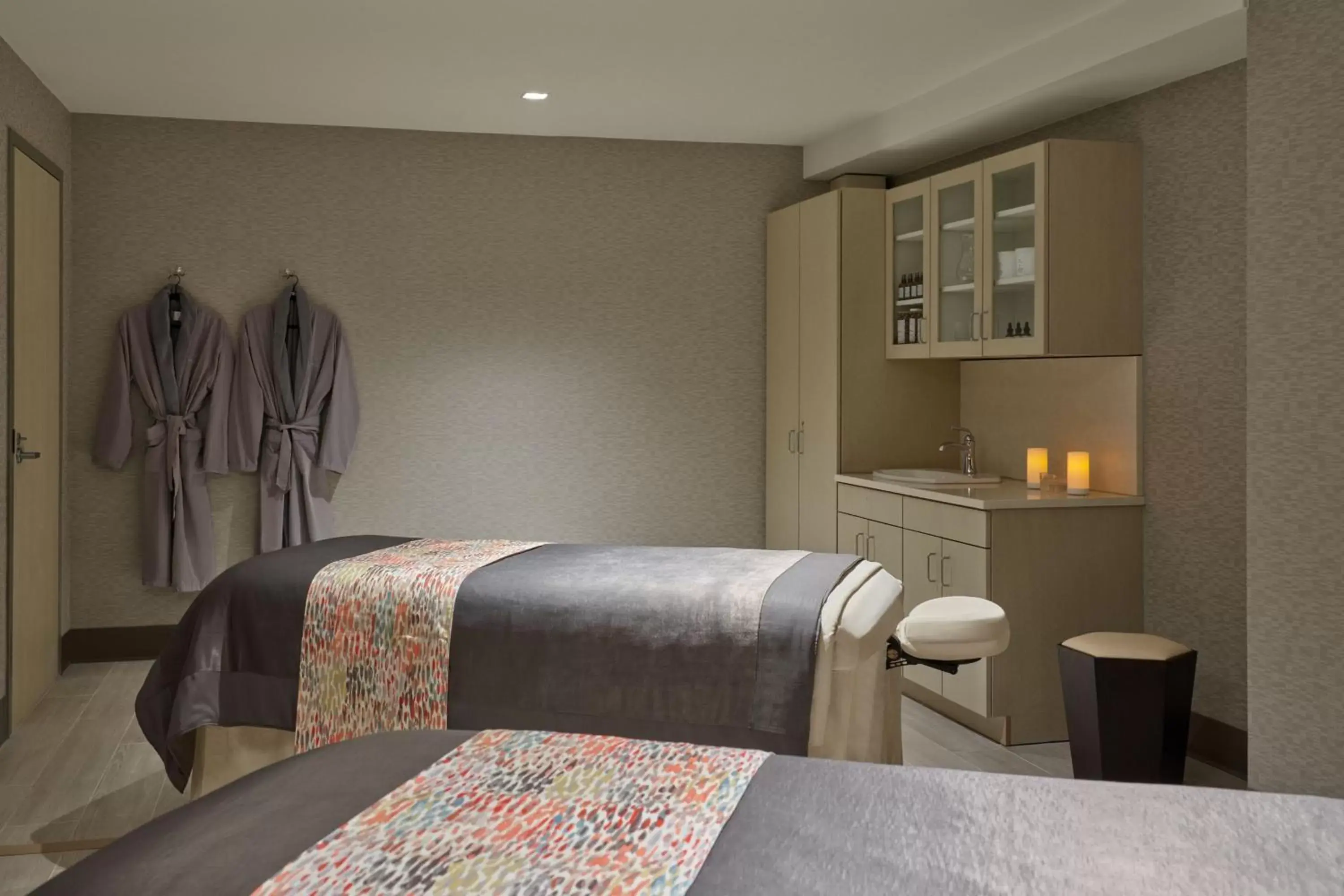Spa and wellness centre/facilities, Bed in Viewline Resort Snowmass, Autograph Collection