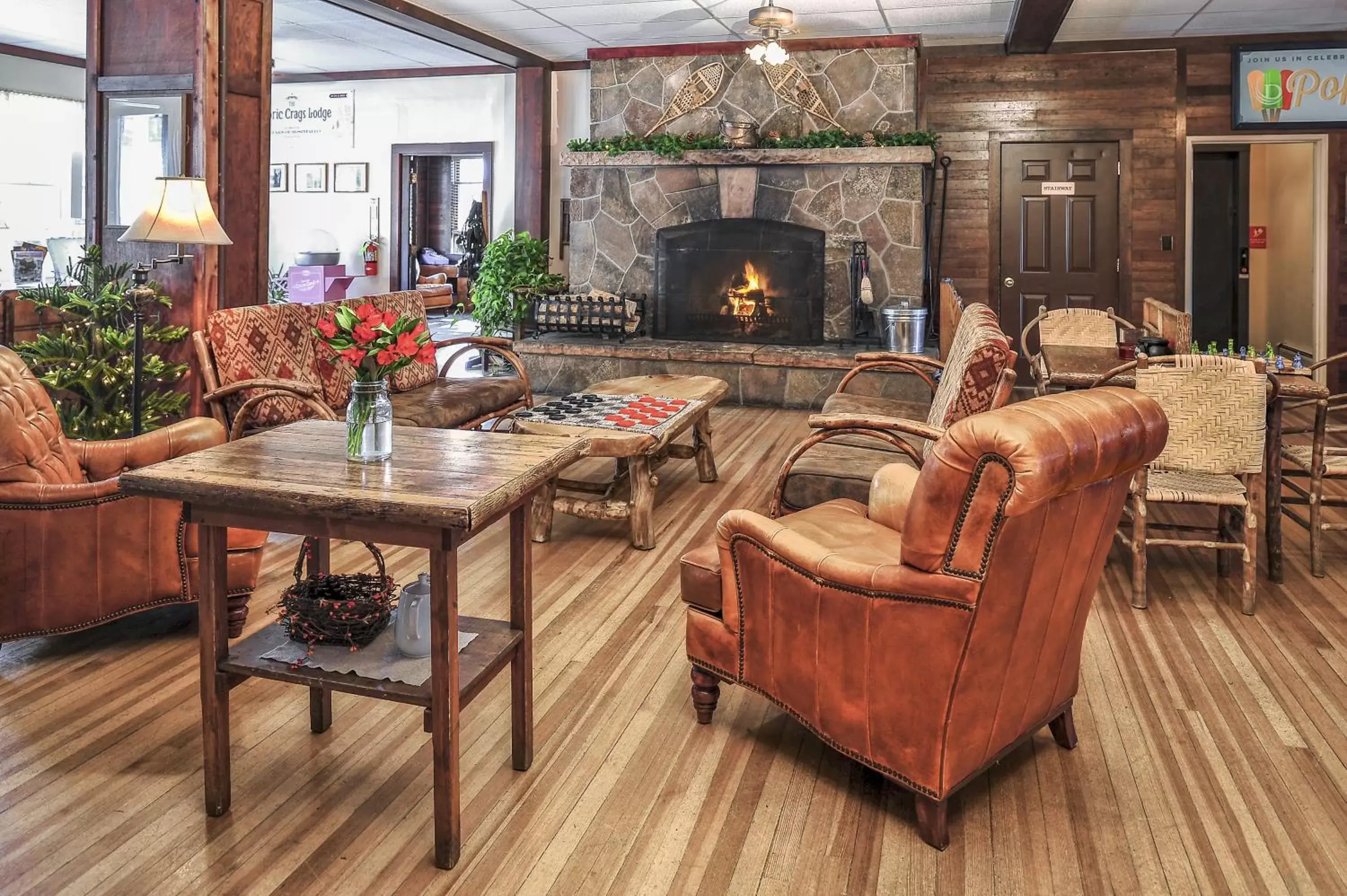 Lobby or reception in The Historic Crag's Lodge