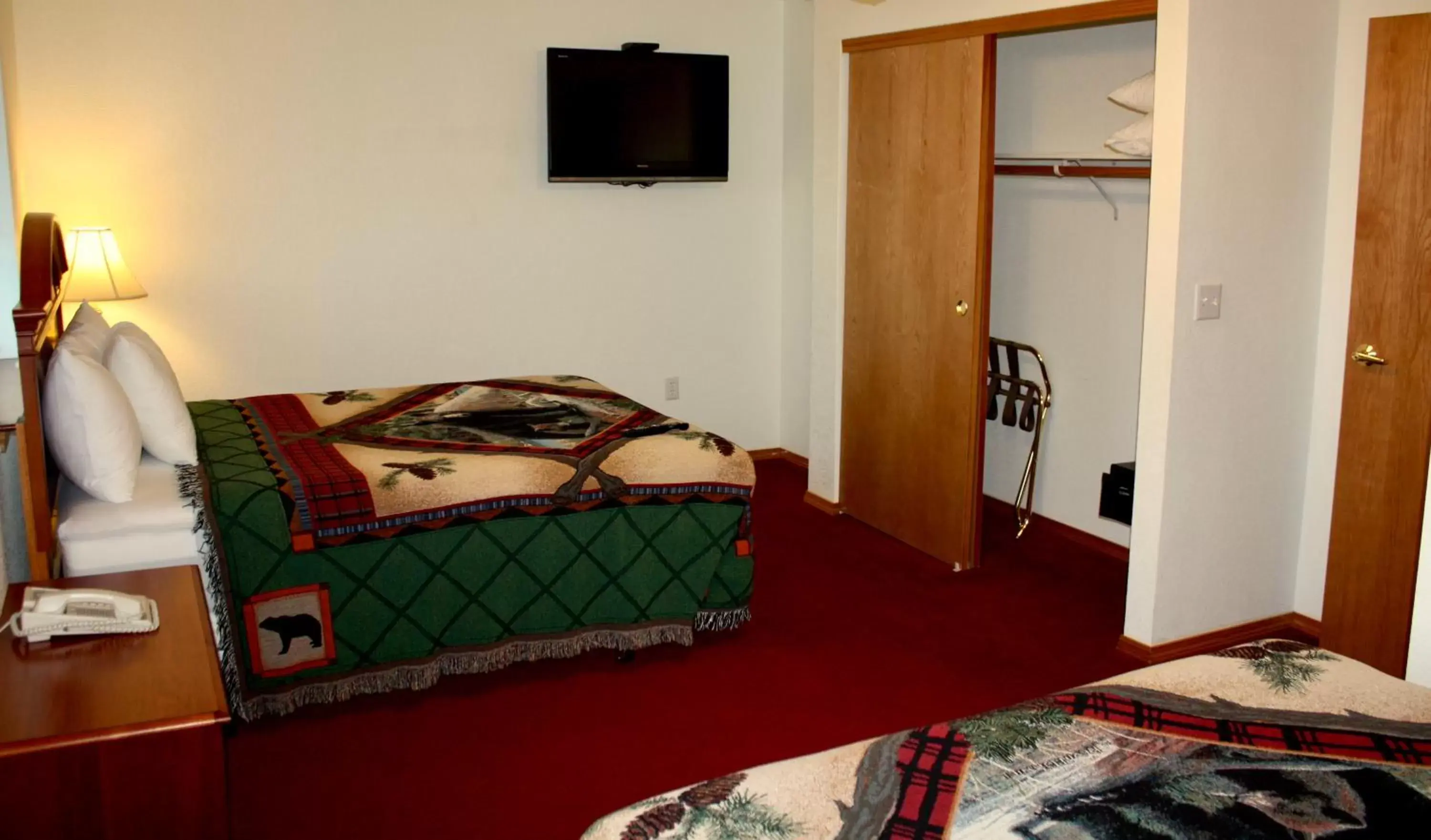 Bed in Juneau Hotel