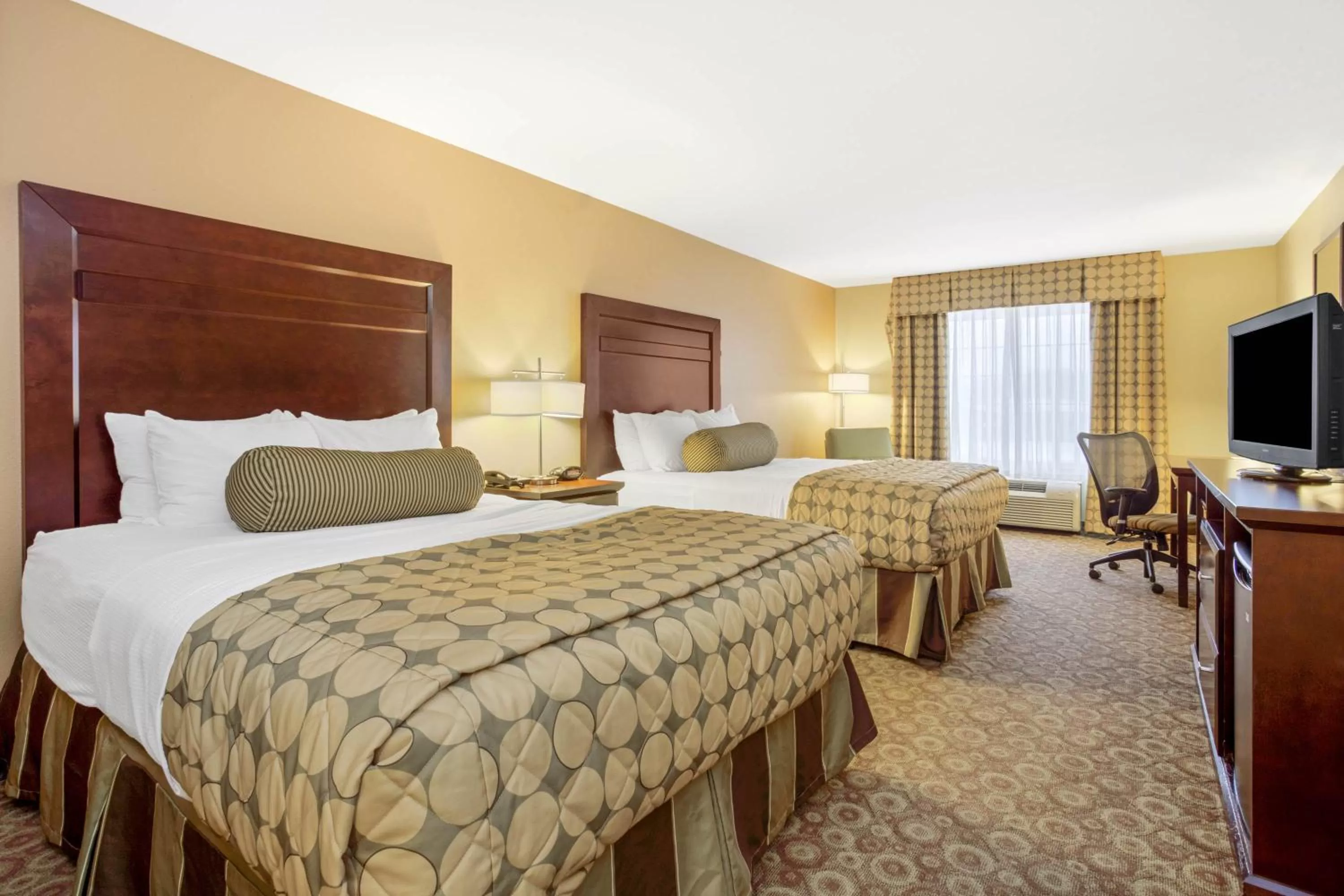 Bed in La Quinta by Wyndham Dickinson