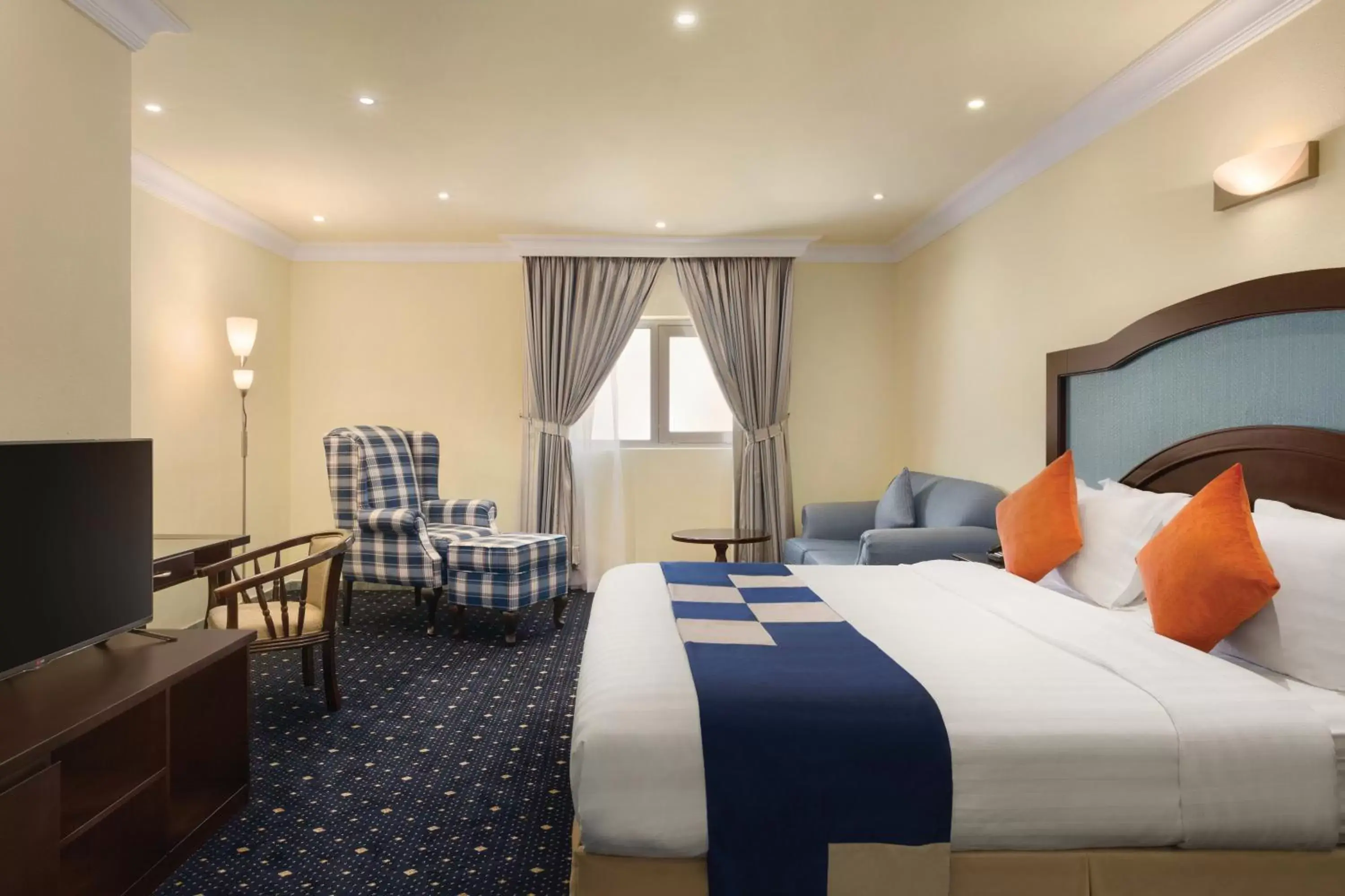 Guests, Bed in Howard Johnson Dammam Hotel