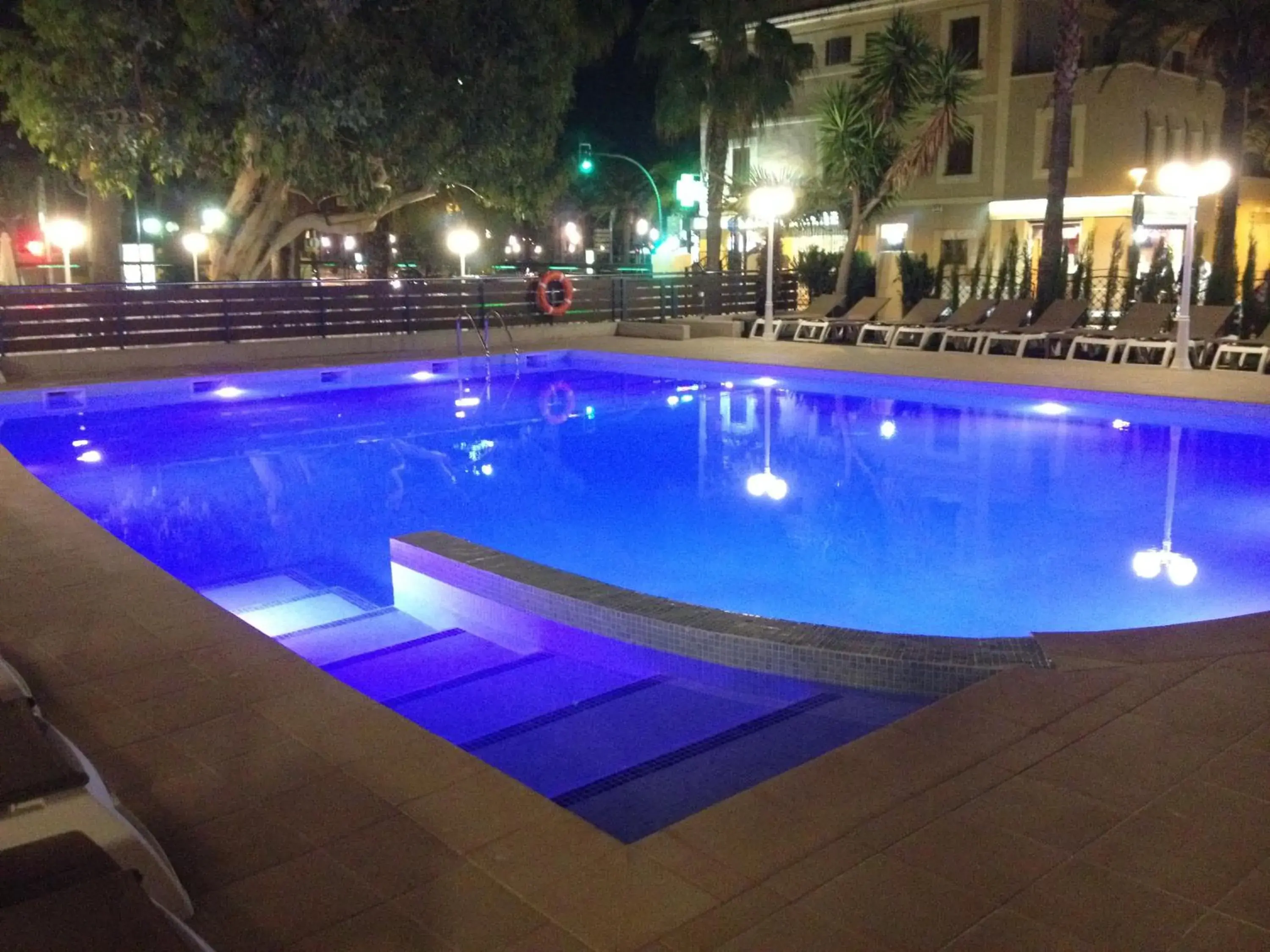 , Swimming Pool in Hotel Planas