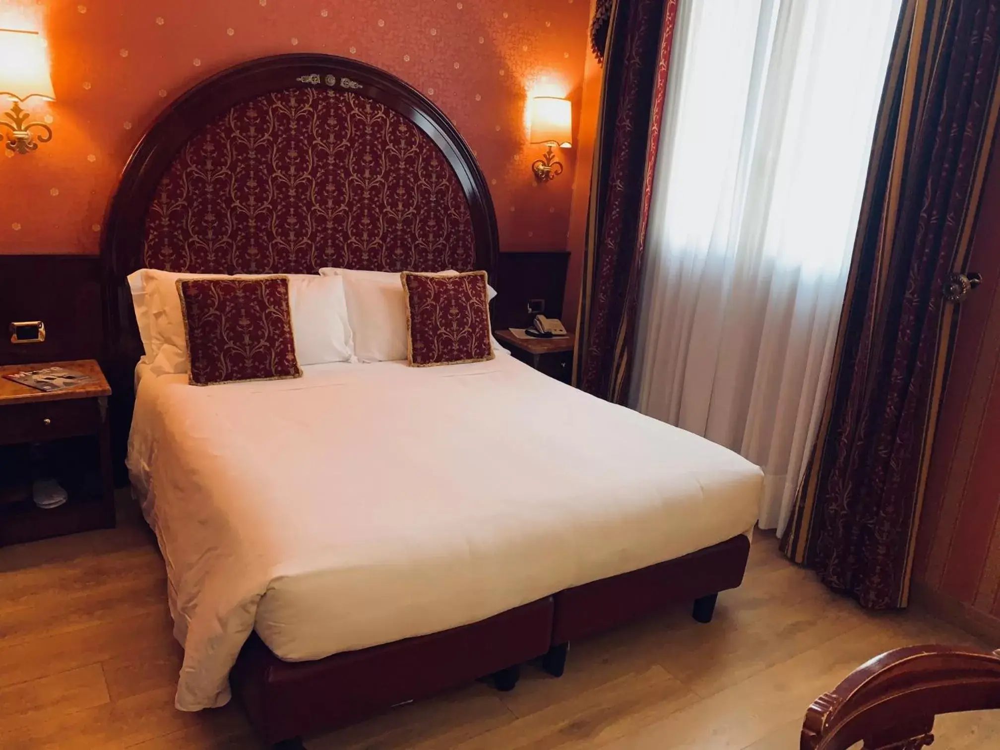 Photo of the whole room, Bed in Hotel Vittoria