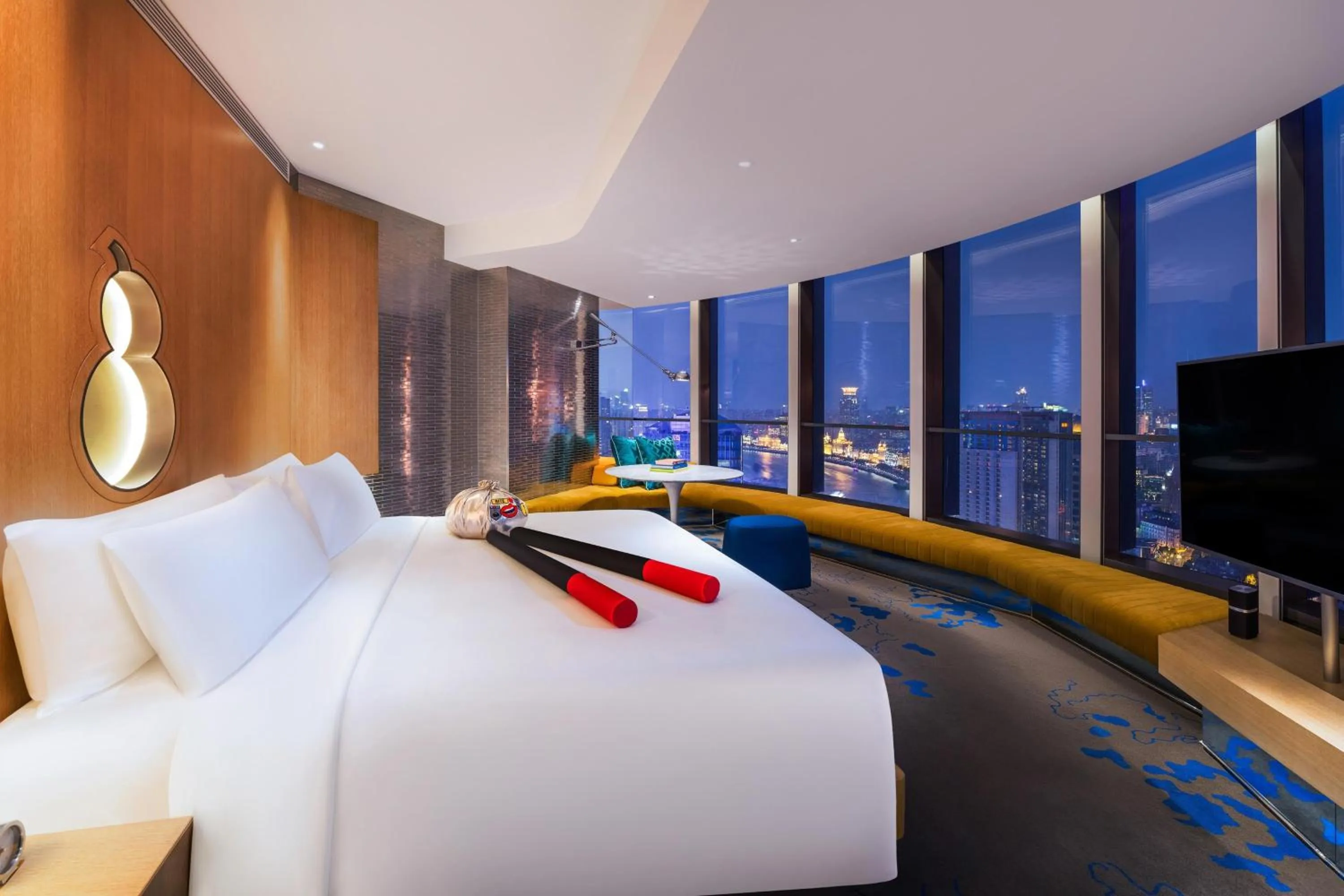 Photo of the whole room, Bed in W Shanghai - The Bund