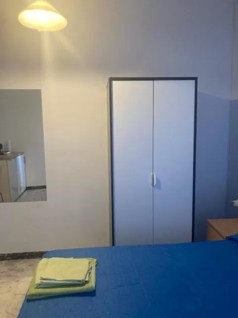 Bedroom, Bed in Acimaremonti