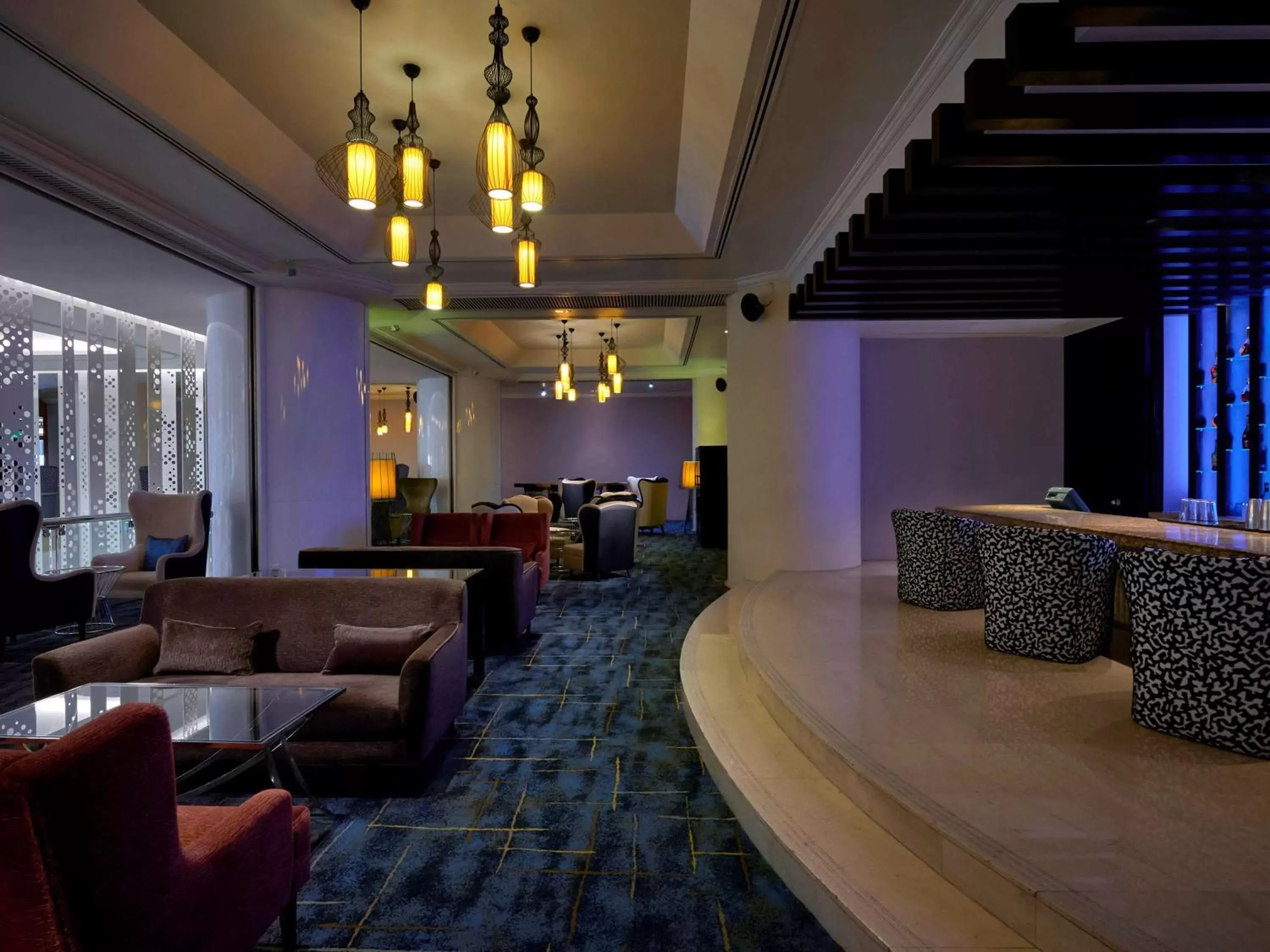 Restaurant/places to eat, Lounge/Bar in Pullman Kuala Lumpur City Centre Hotel & Residences