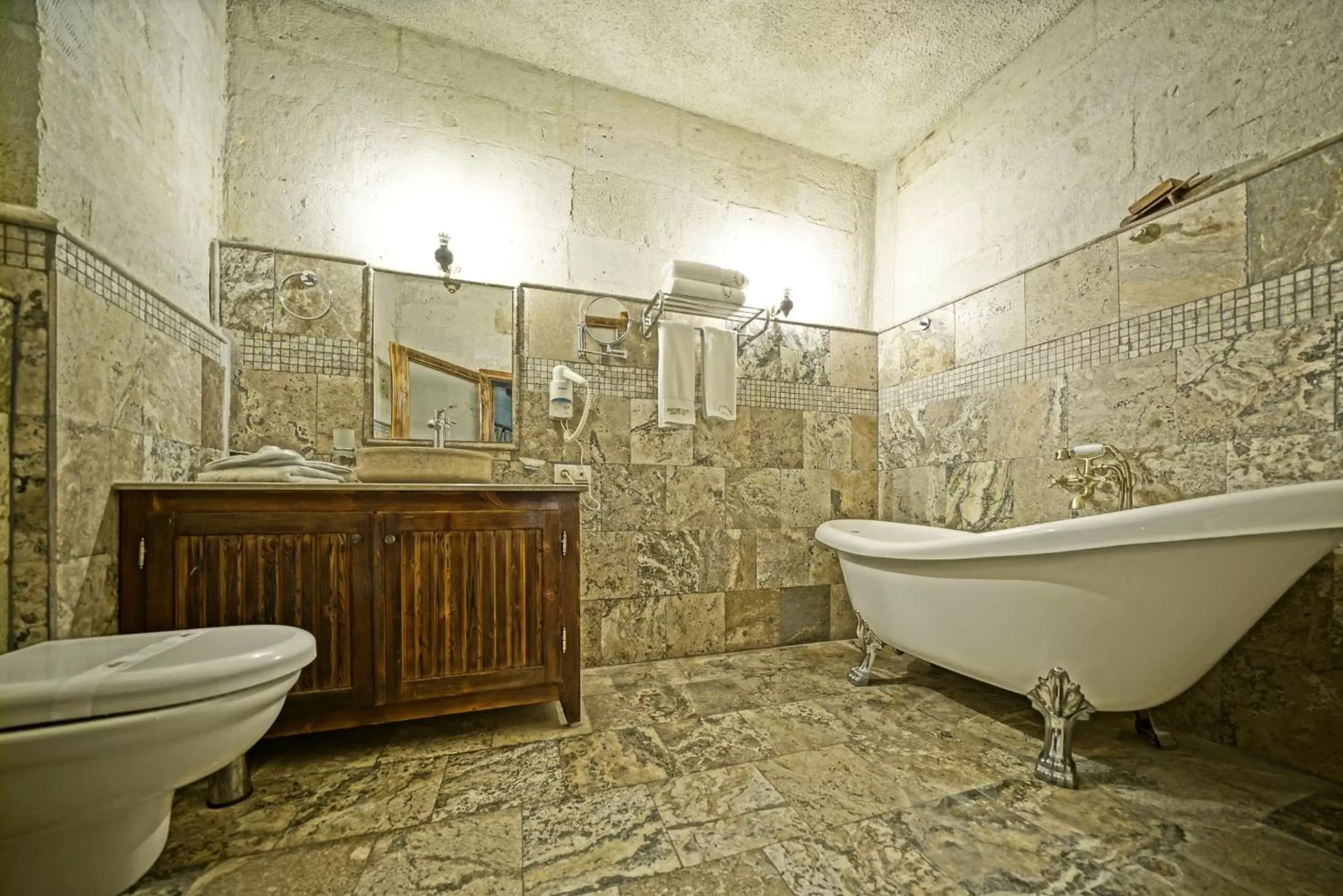 Bathroom in Maccan Cave Hotel