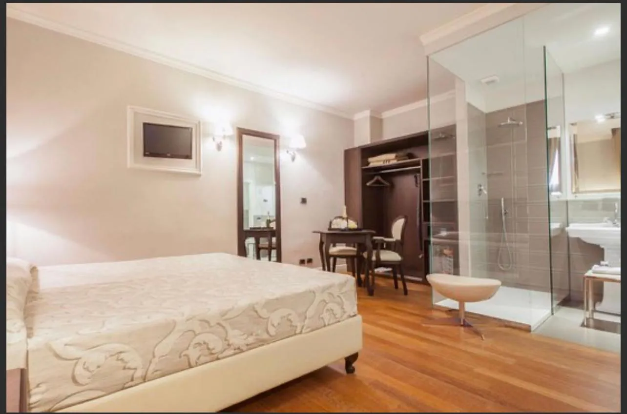 Photo of the whole room, Bed in Hotel Lombardia