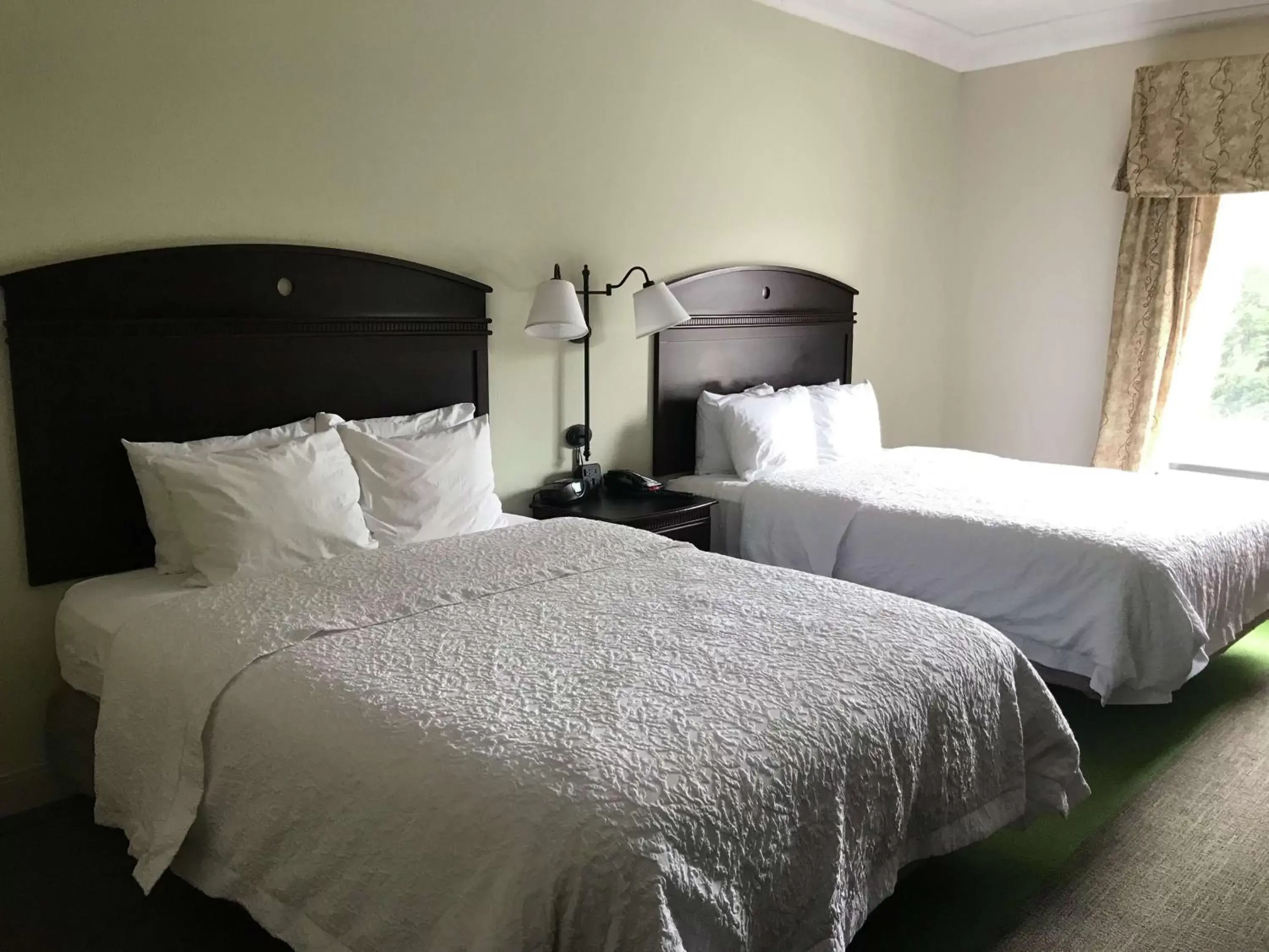 Bed in Hampton Inn Vidalia Bed in Hampton Inn Vidalia