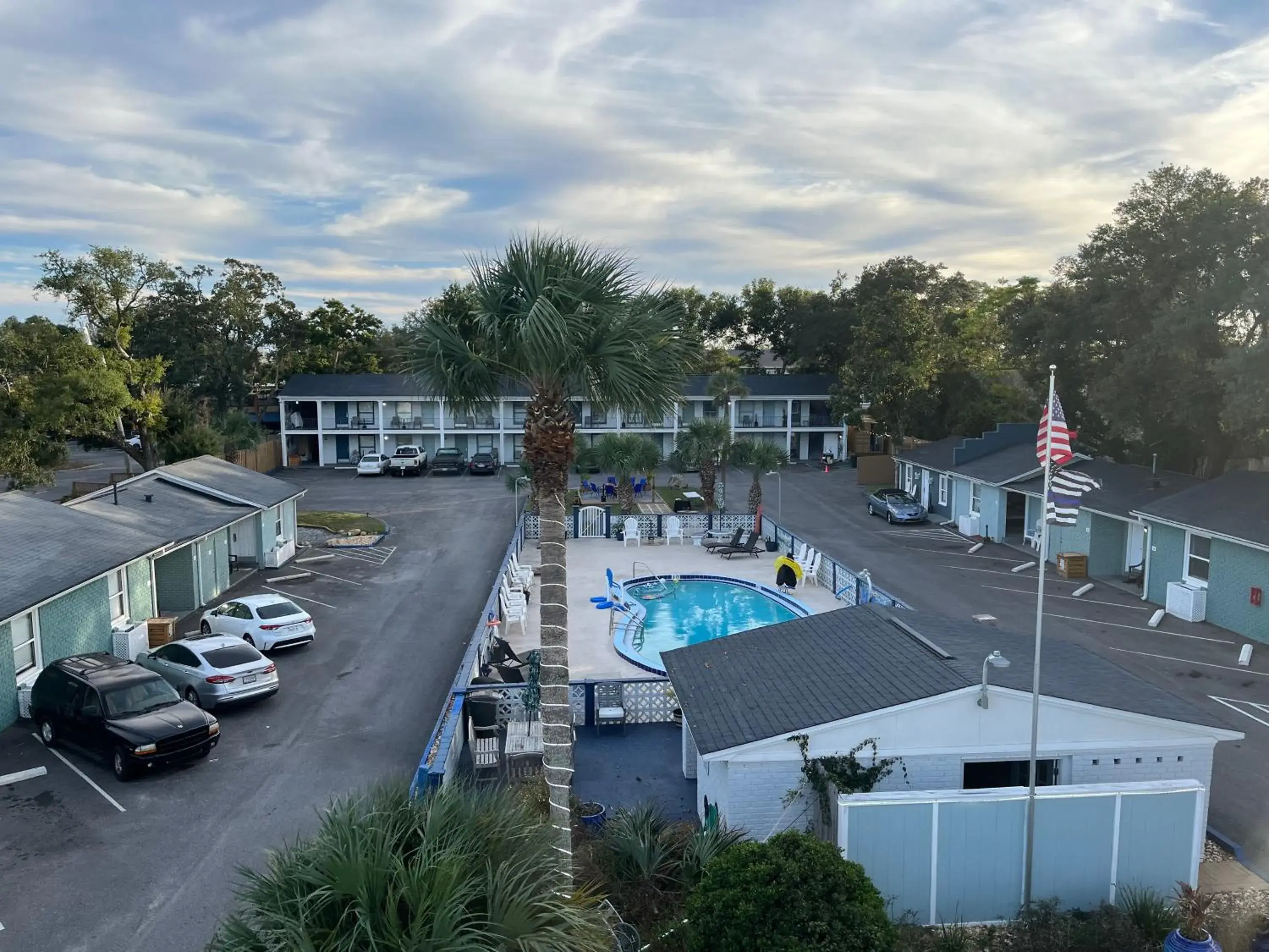 Property building, Pool View in Gulf Coast Inn
