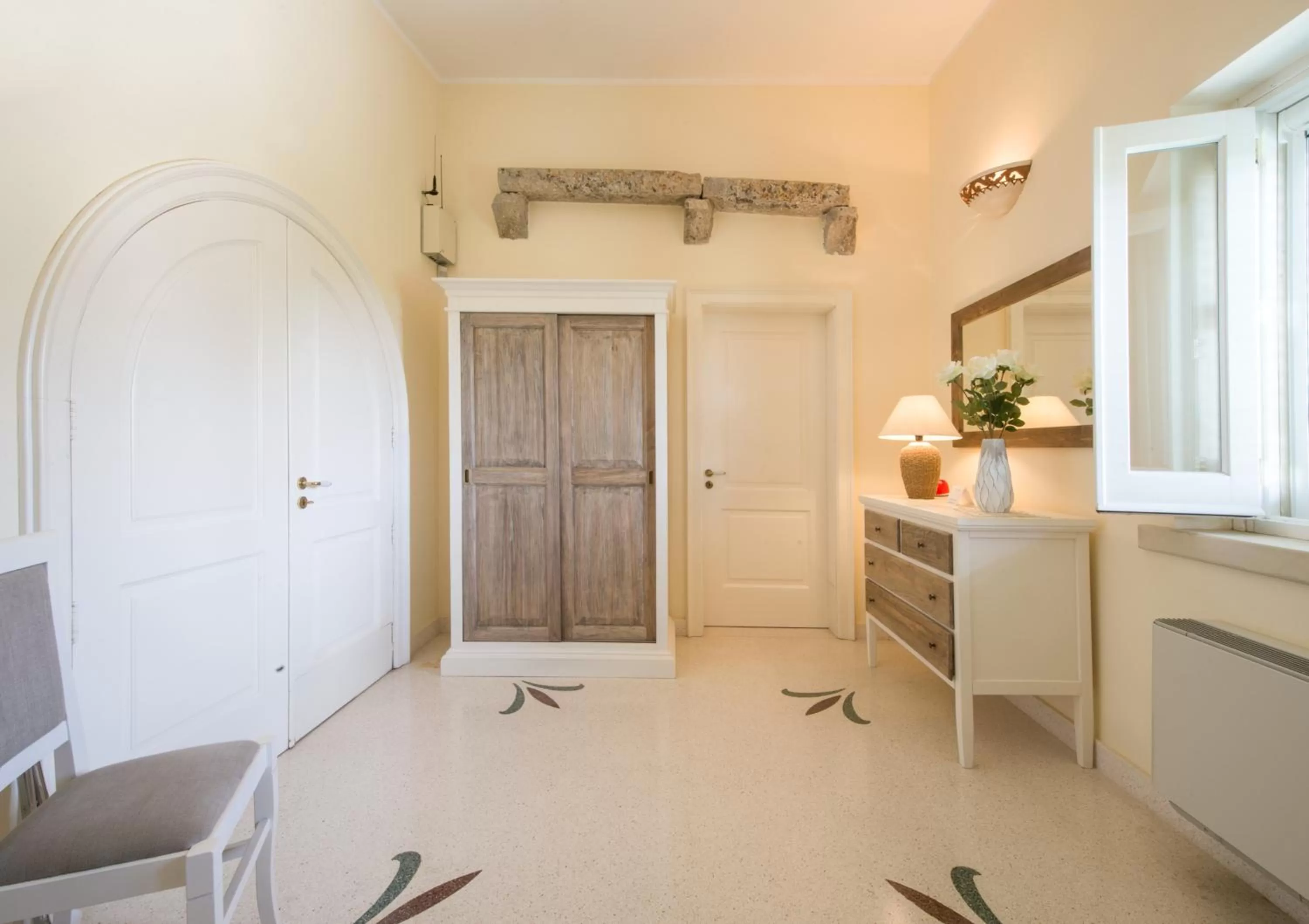 Decorative detail in Parco Degli Aranci