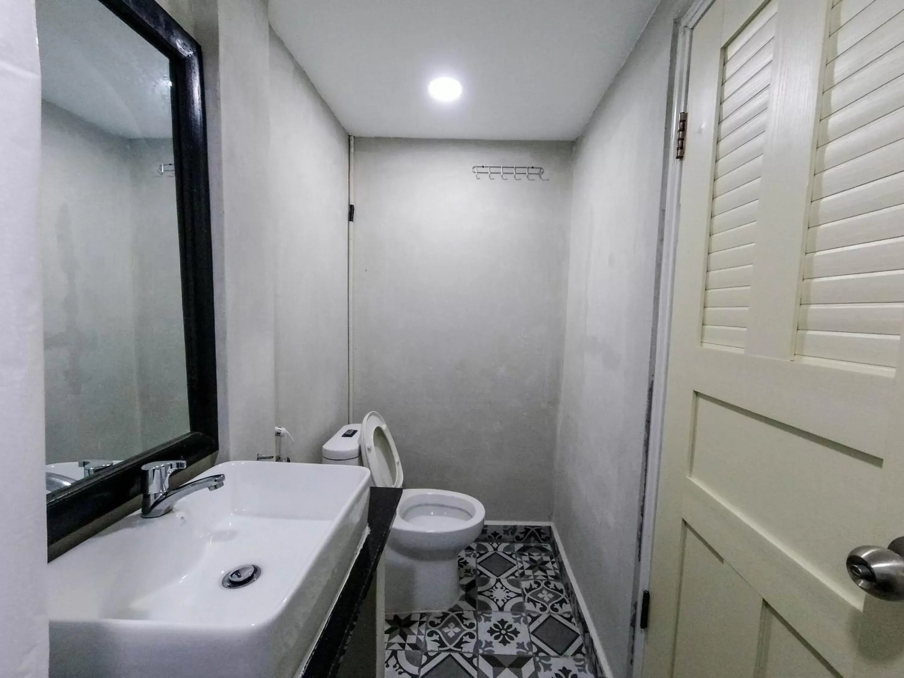 Bathroom in The Artist Residence