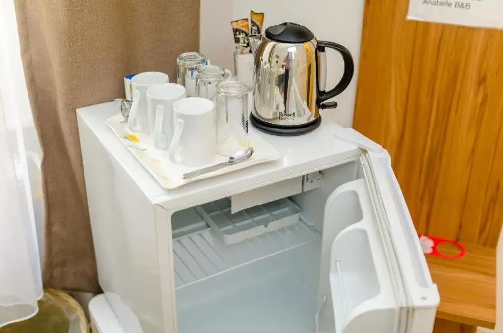 Coffee/tea facilities in Anabelle Bed and Breakfast