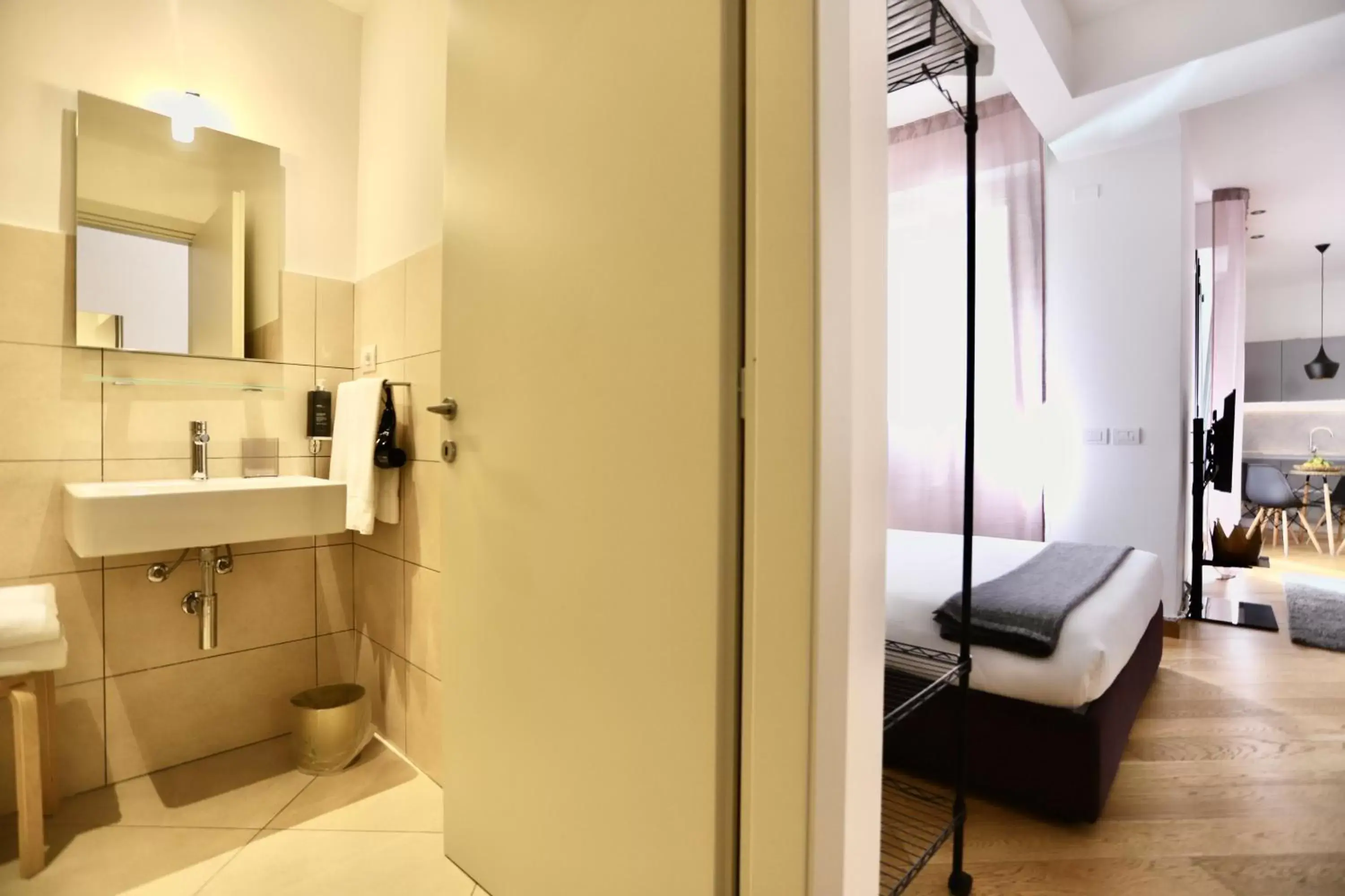 Bathroom in Palazzina B - Contemporary Studio