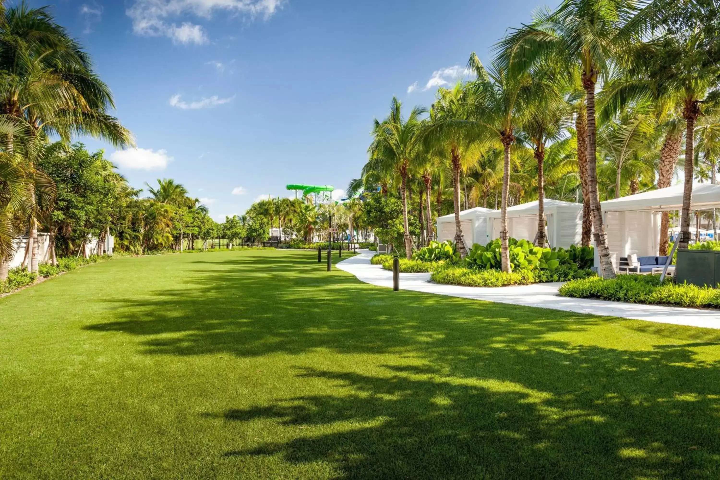 Meeting/conference room, Garden in JW Marriott Miami Turnberry Resort & Spa