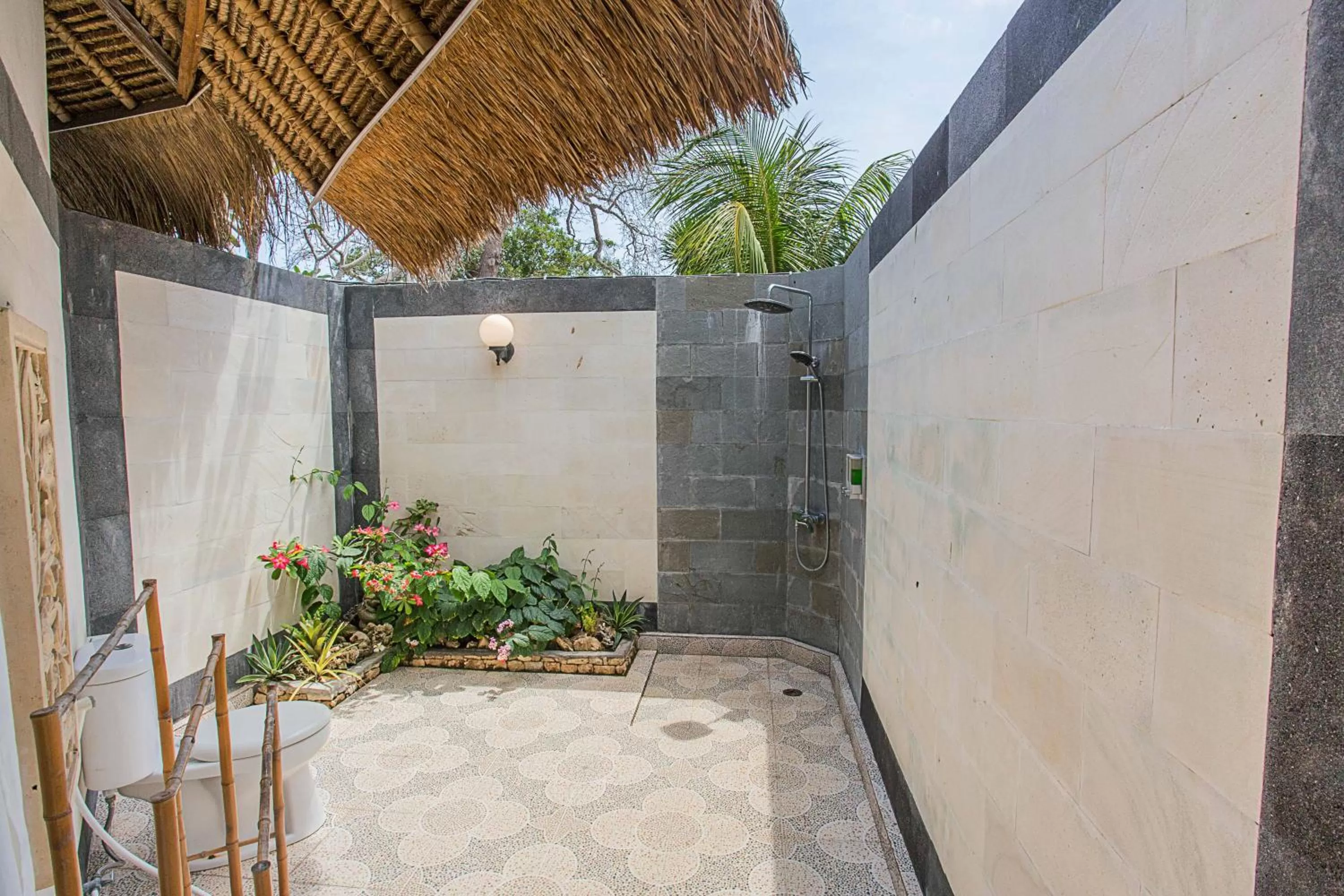 Sanghyang Bay Villas