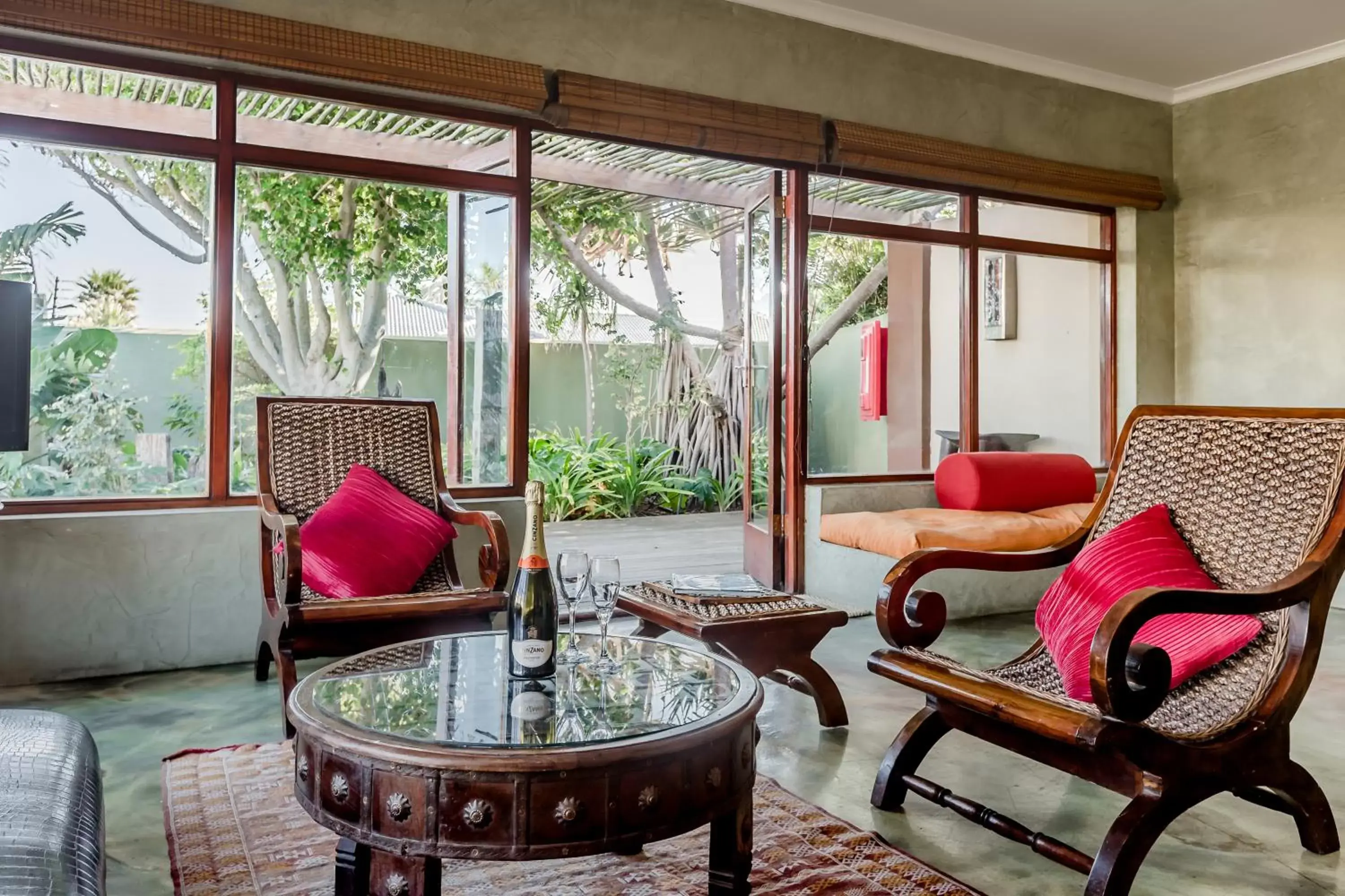 Living room in Singa Lodge - Lion Roars Hotels & Lodges Living room in Singa Lodge - Lion Roars Hotels & Lodges