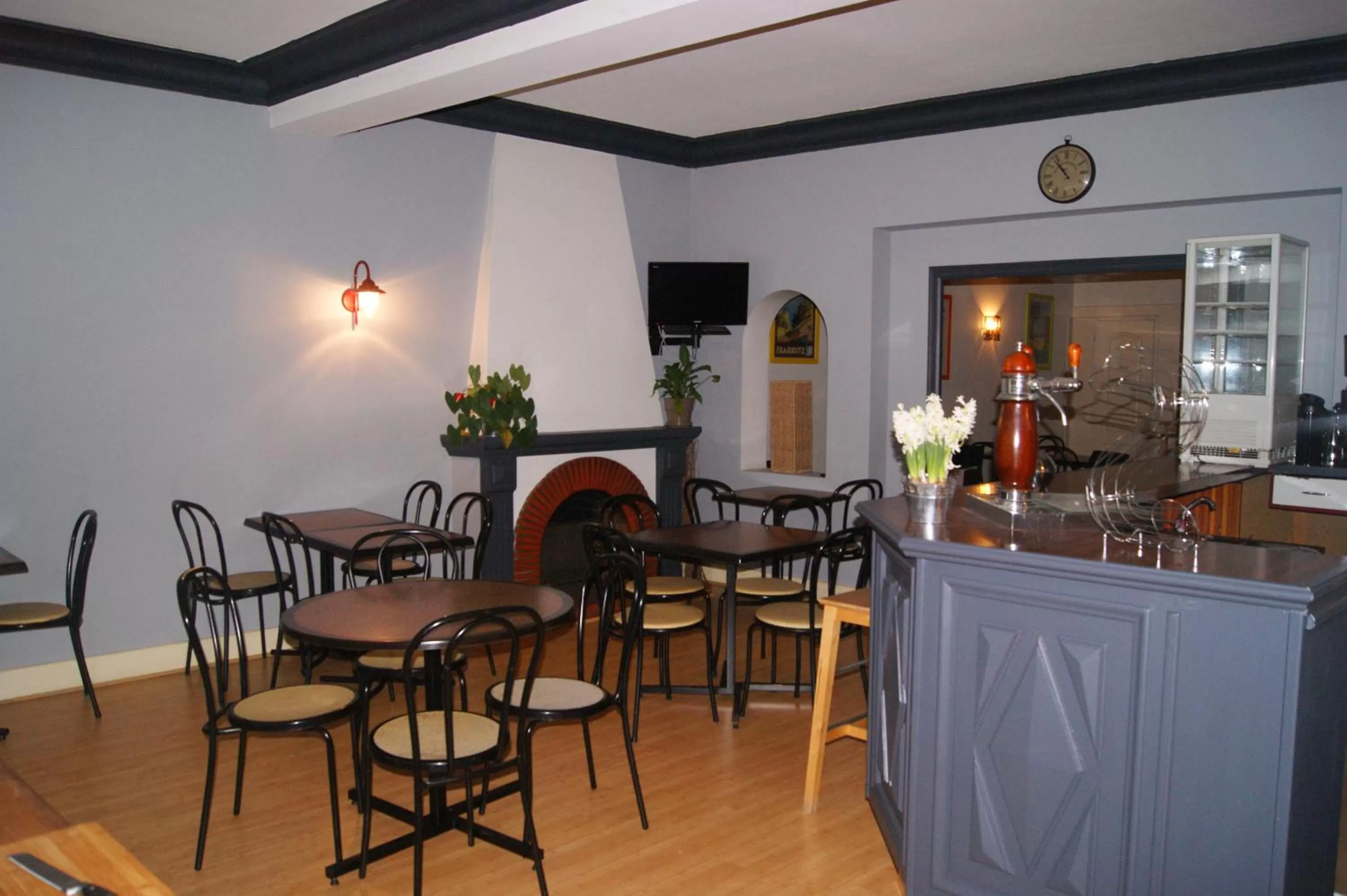 Lounge or bar in Hôtel Central