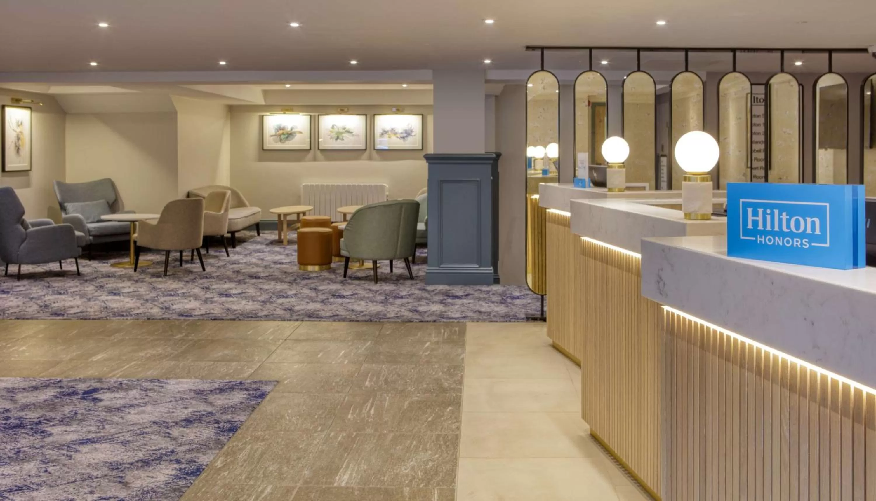 Lobby or reception in Hilton Cobham