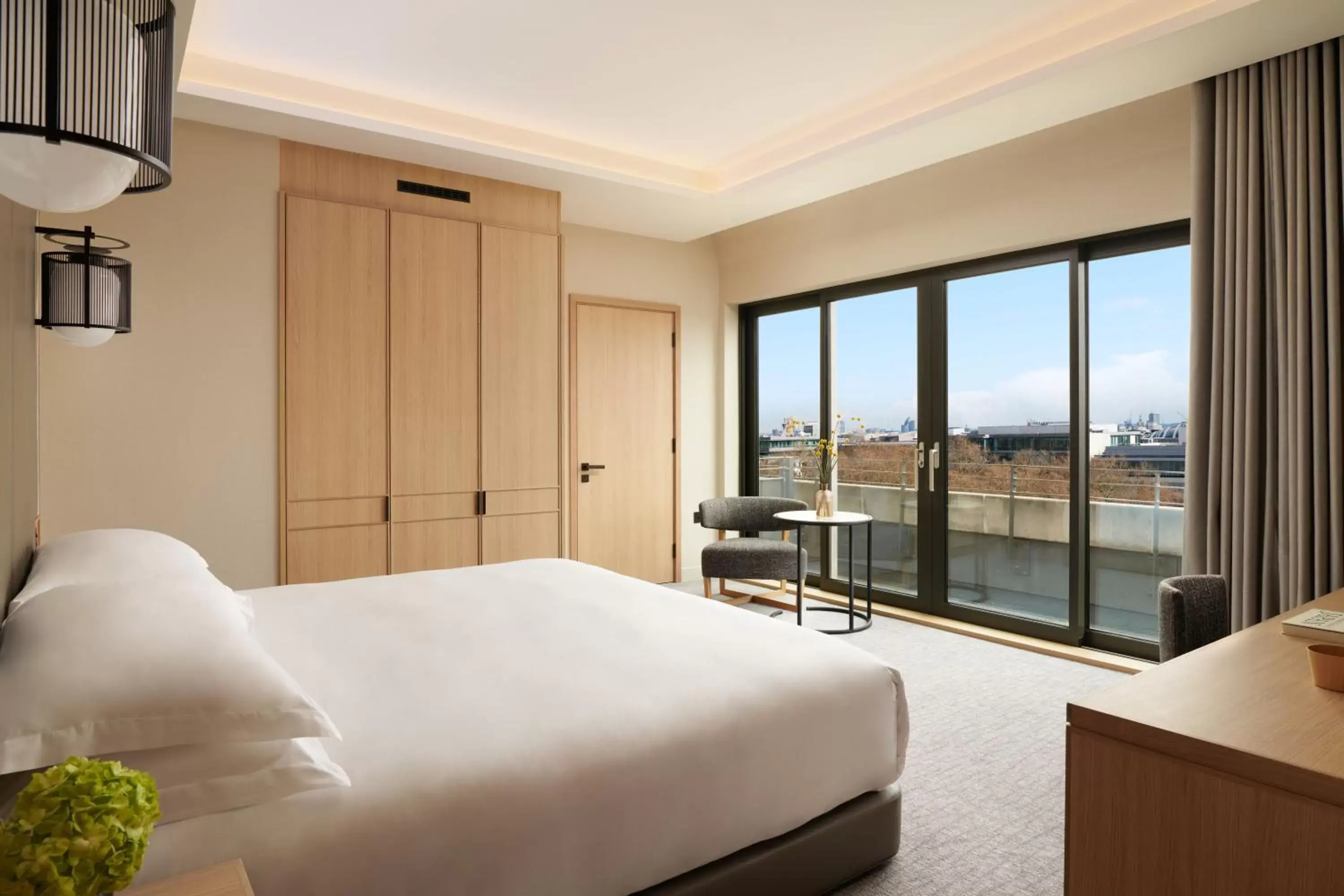 Balcony/Terrace, Bed in Nobu Hotel London Portman Square