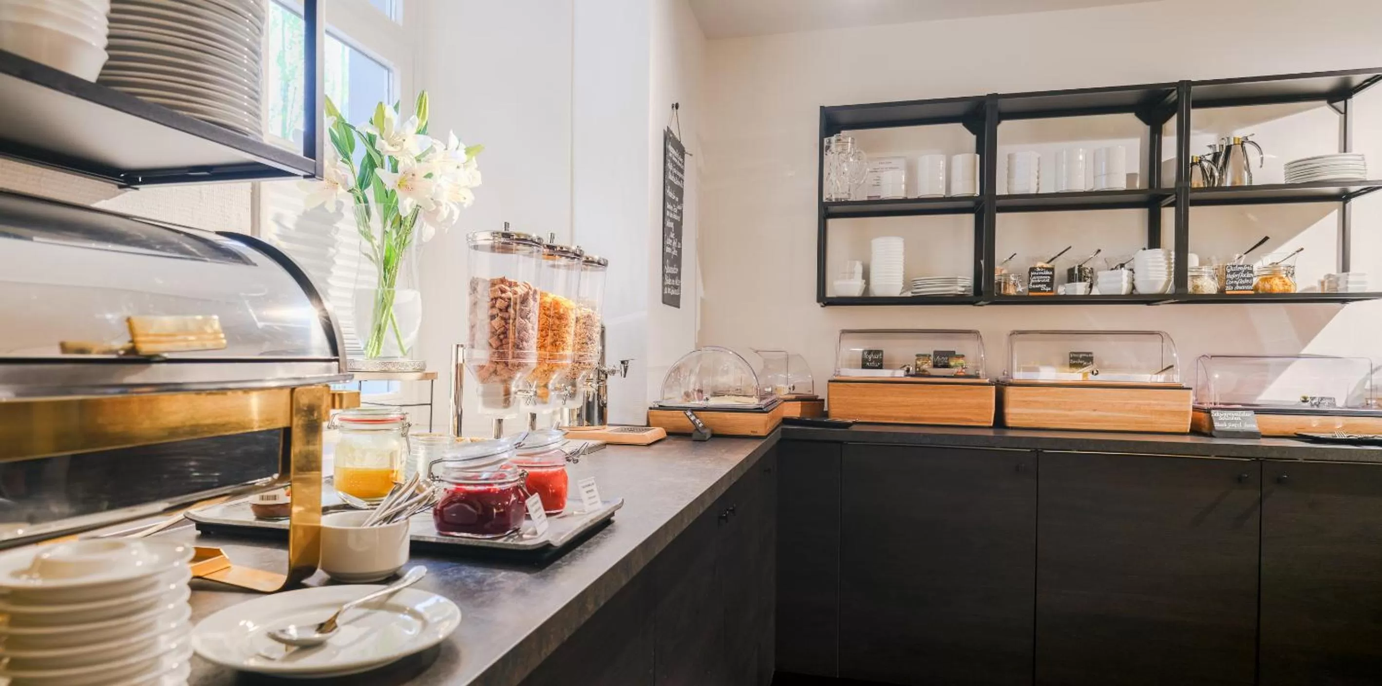 Breakfast in Hotel SONATA