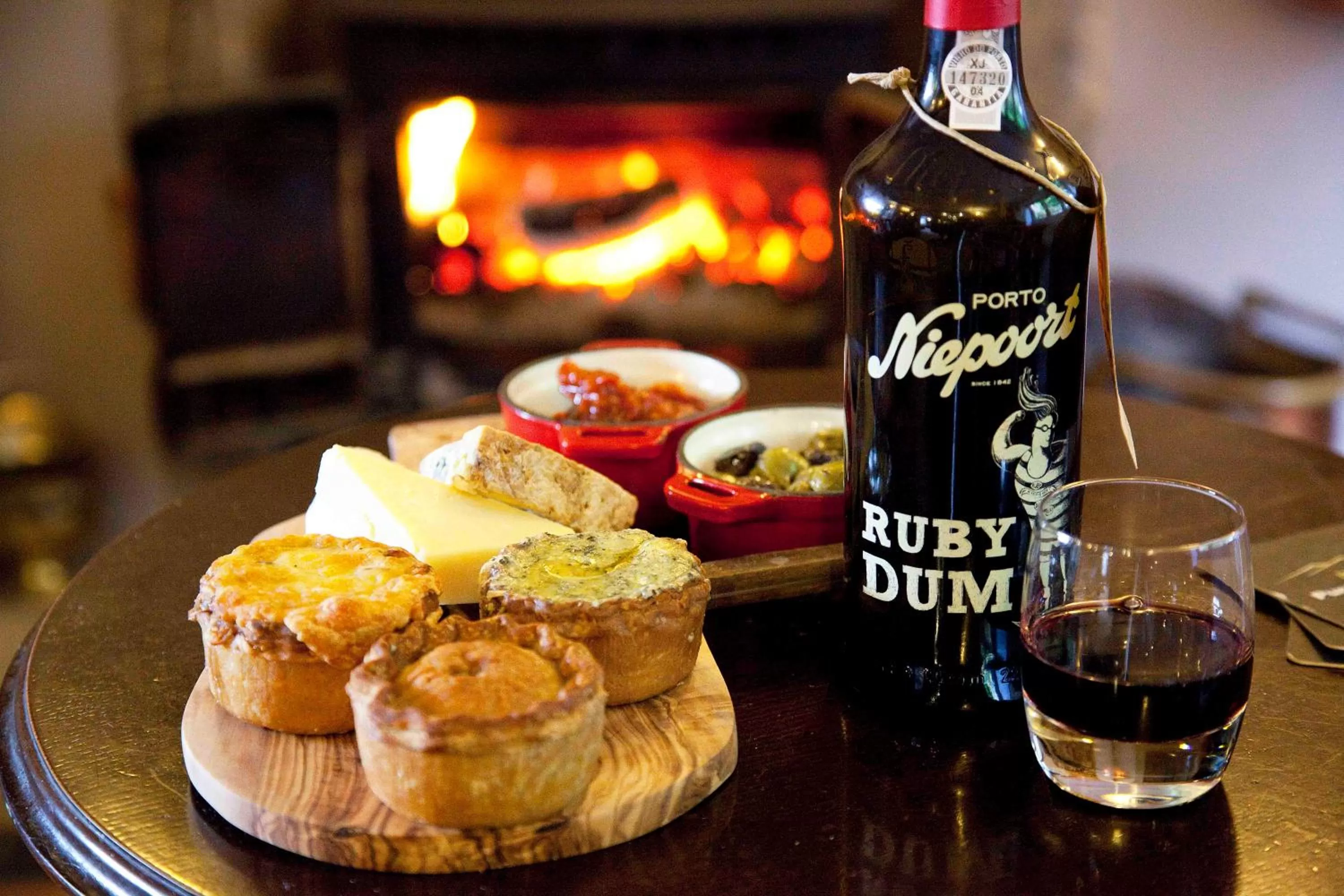 Restaurant/places to eat in The Old Hall Inn