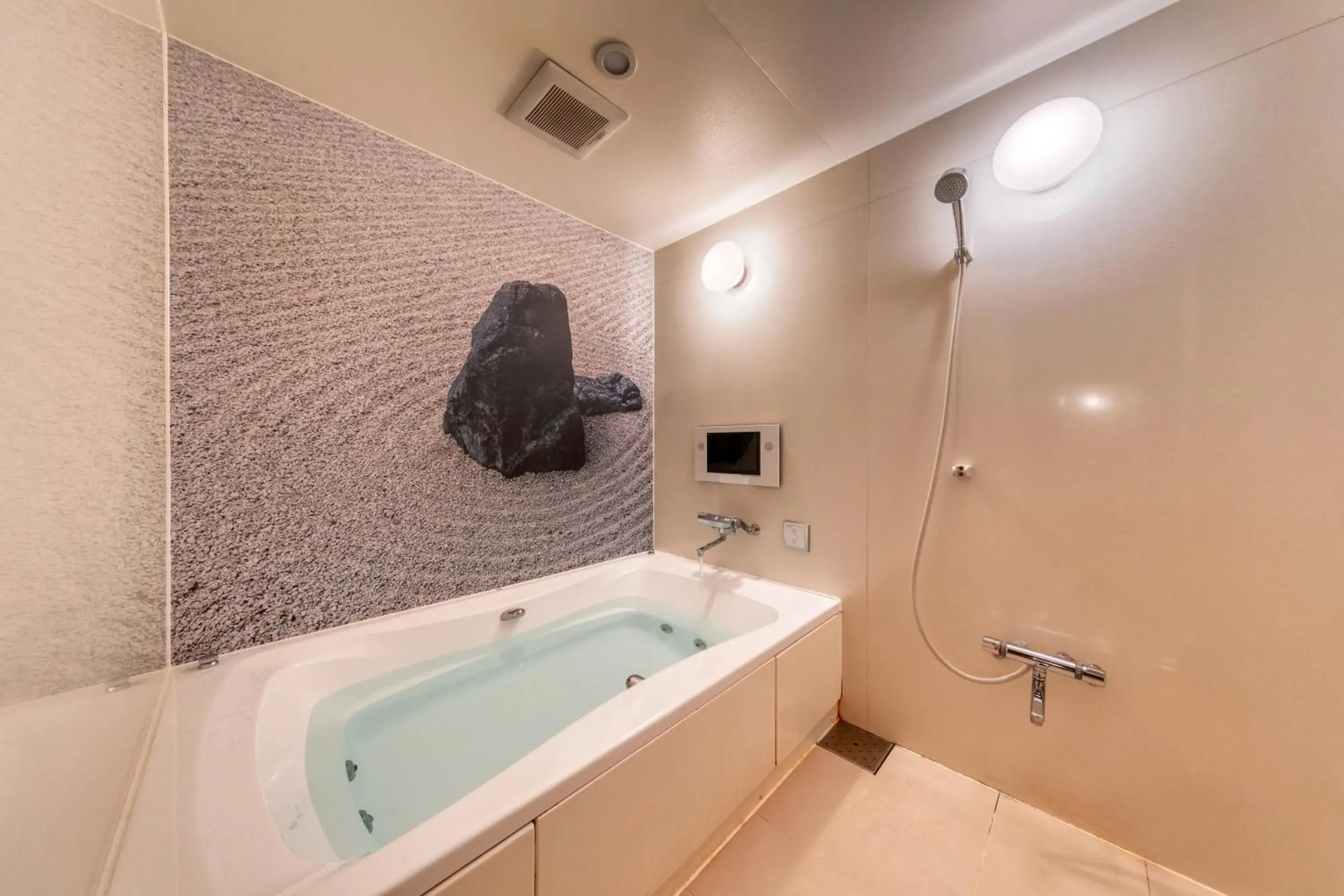 Bathroom in Hotel & Spa Lotus (Adult Only)