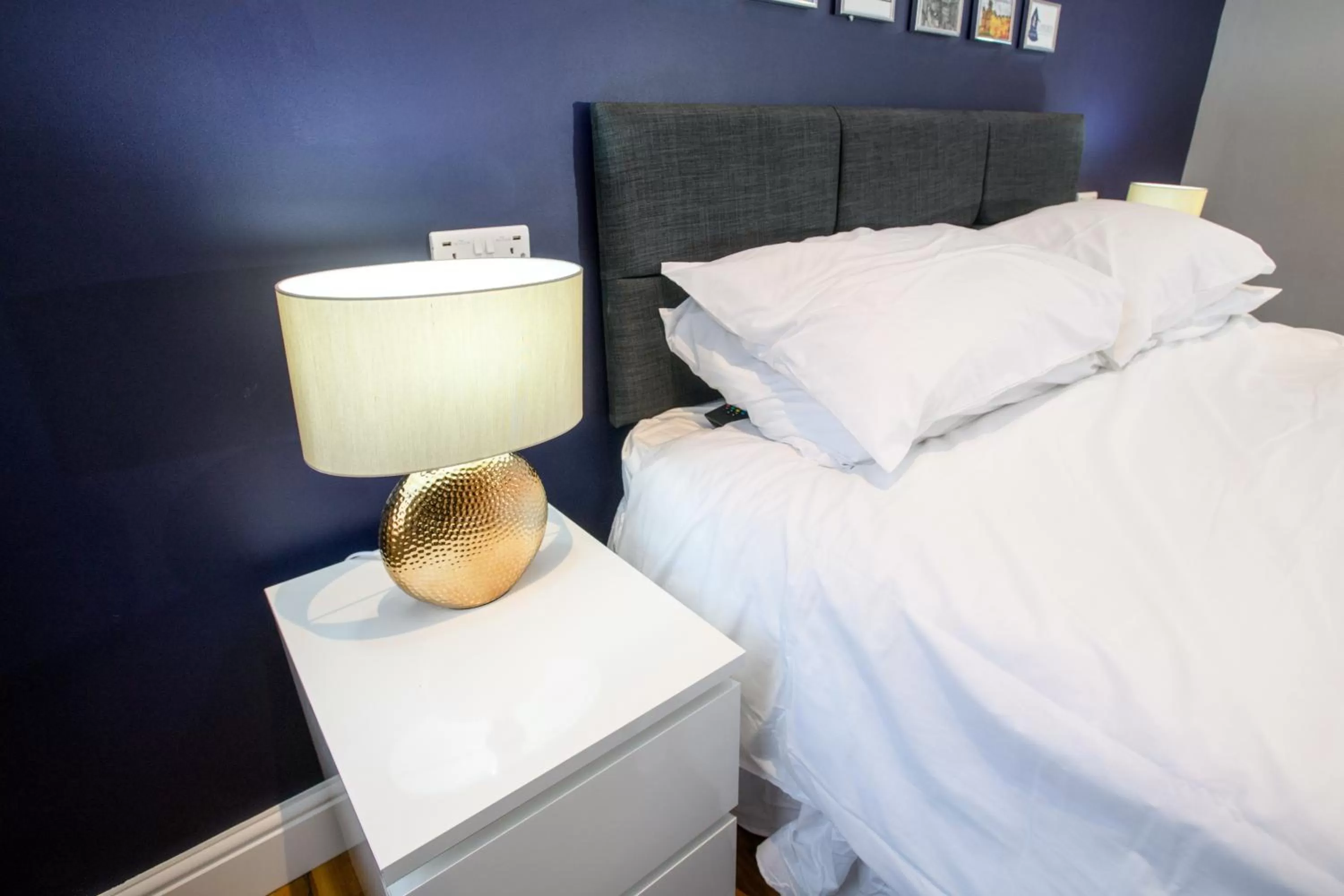 Bed in Tavmar Accommodation