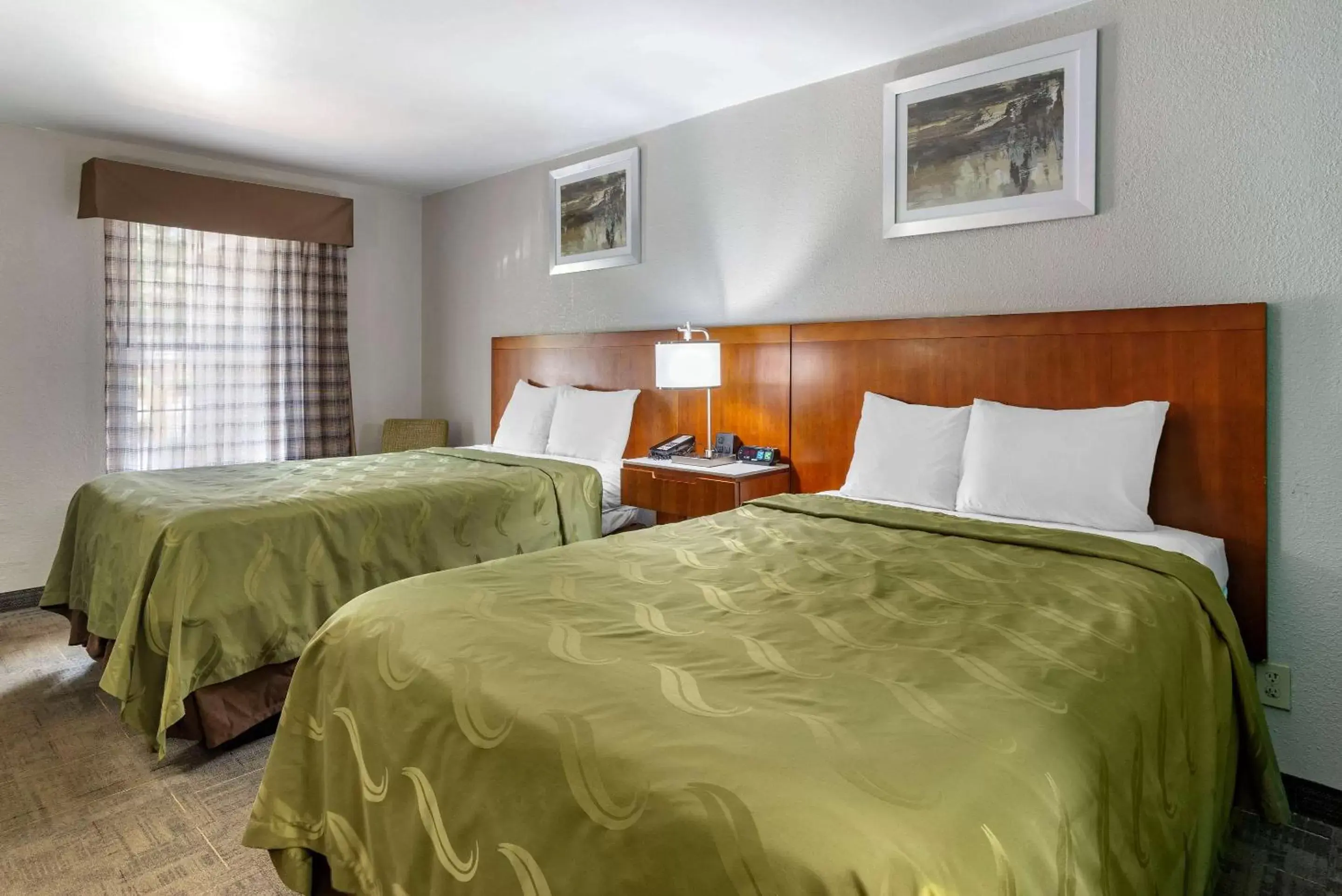 Bedroom, Bed in Quality Inn Covington Bedroom, Bed in Quality Inn Covington