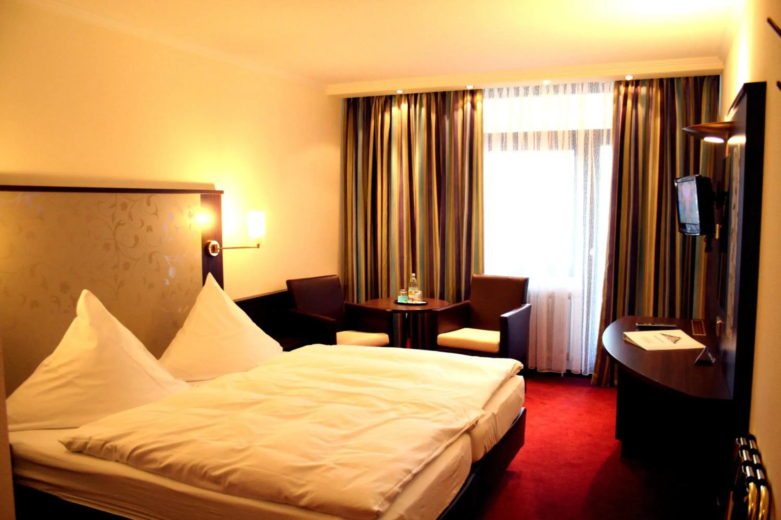 Photo of the whole room, Bed in Hotel Bergfrieden