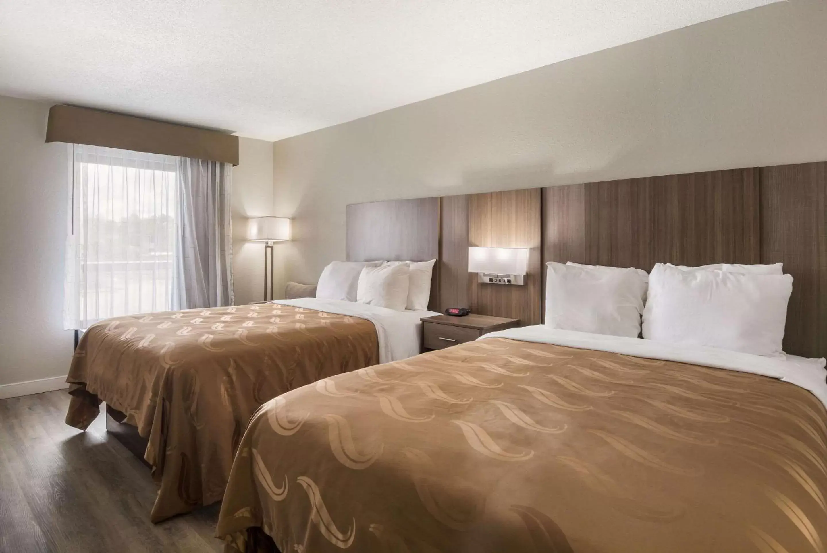 Bedroom, Bed in Quality Inn Emporia Bedroom, Bed in Quality Inn Emporia