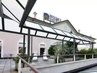 Property Building in Best Western Hotel Solaf