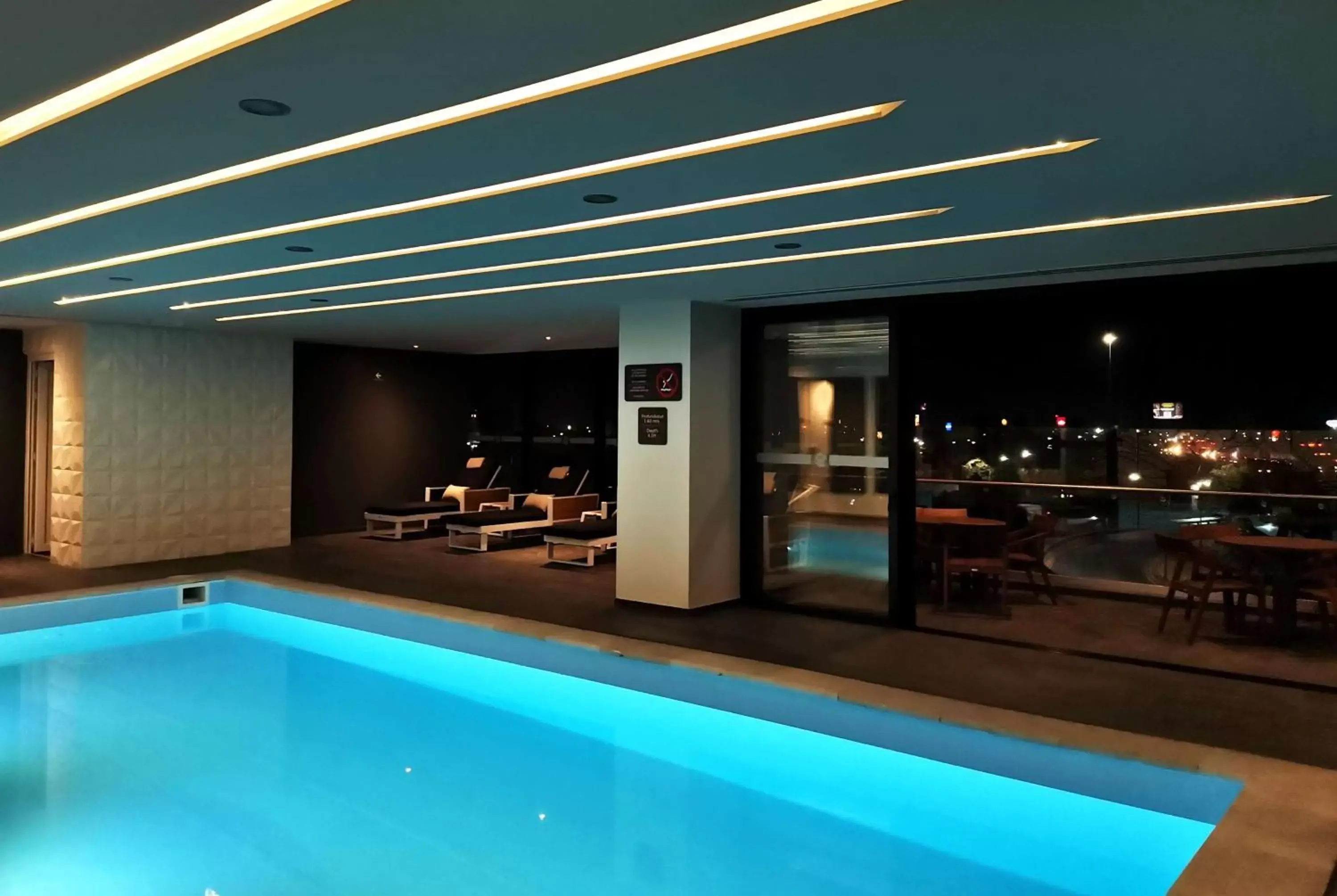 Pool view in Ramada Encore by Wyndham Guadalajara Aeropuerto Pool view in Ramada Encore by Wyndham Guadalajara Aeropuerto