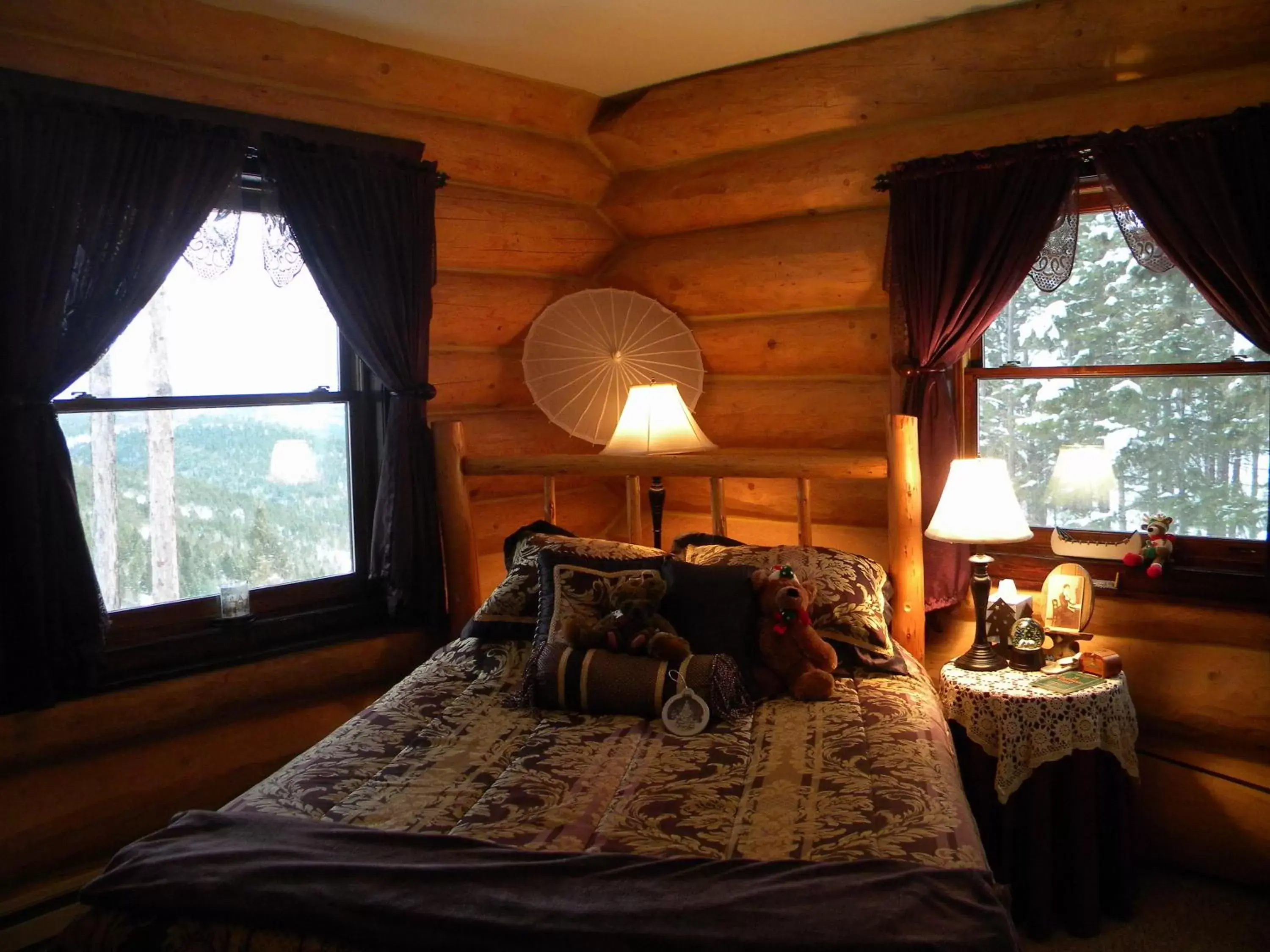 Photo of the whole room, Bed in The Garrison Inn a Montana Bed & Breakfast