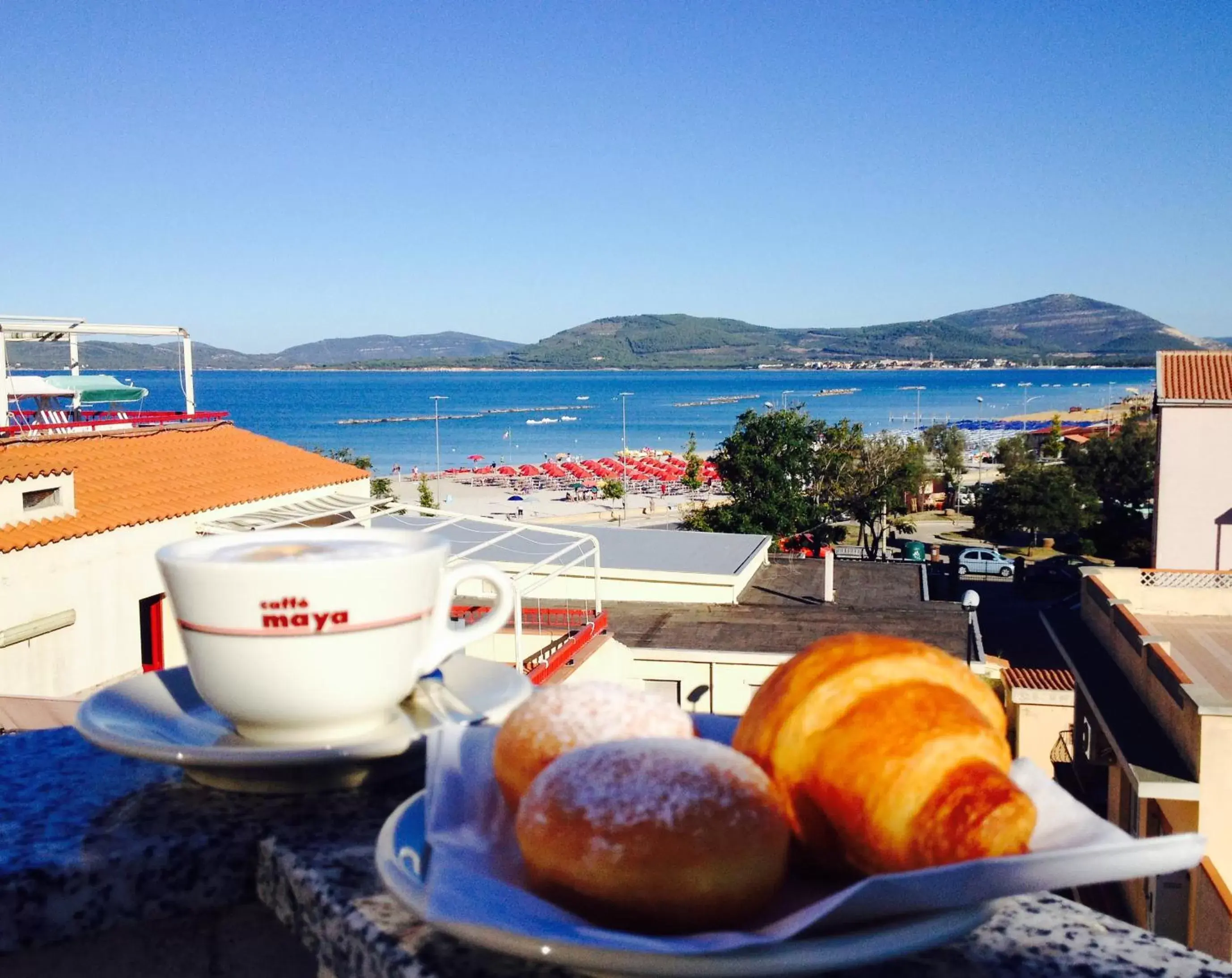 Buffet breakfast in Alma di Alghero Hotel