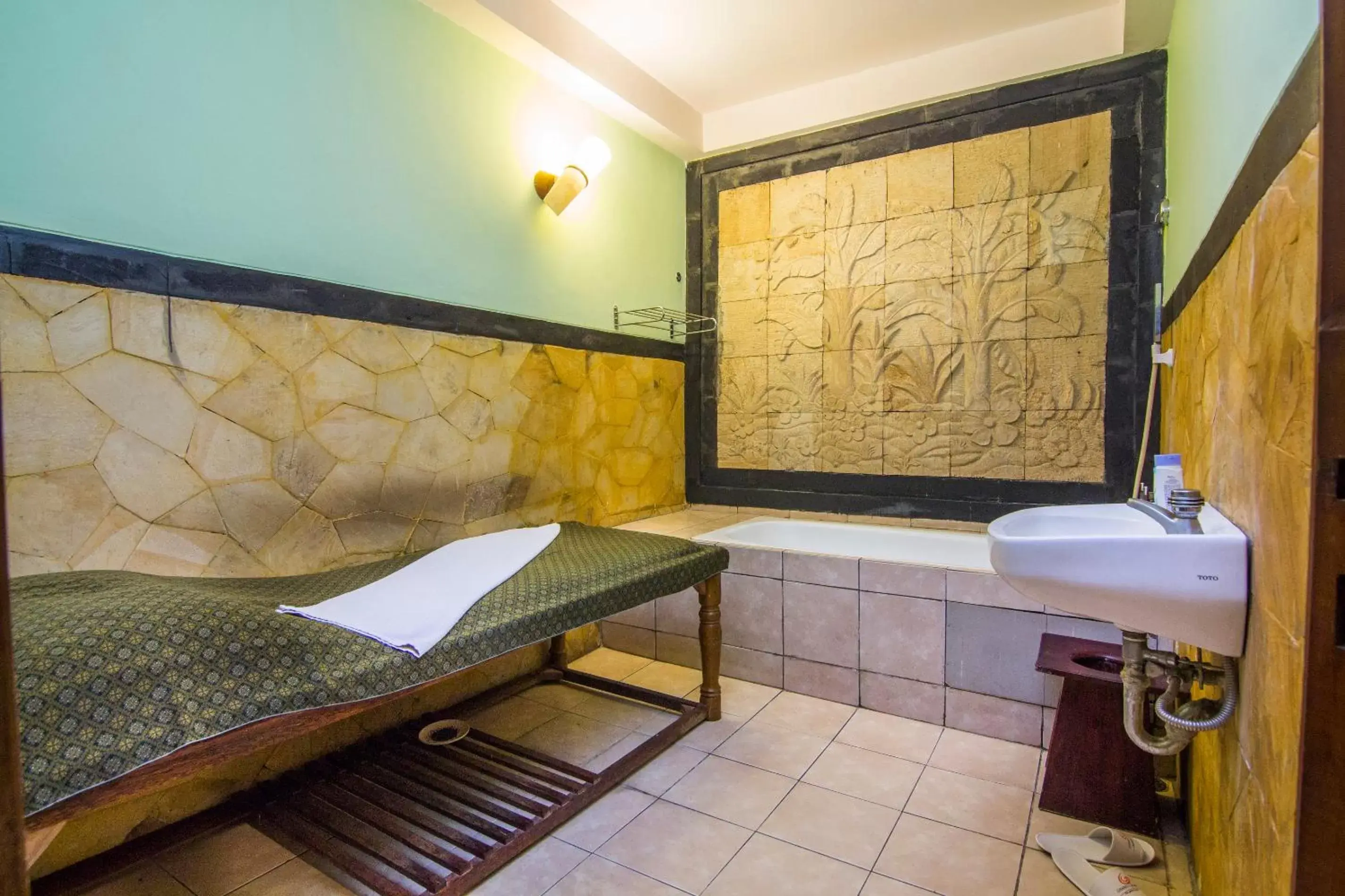 Activities, Bathroom in Grand Candi Hotel