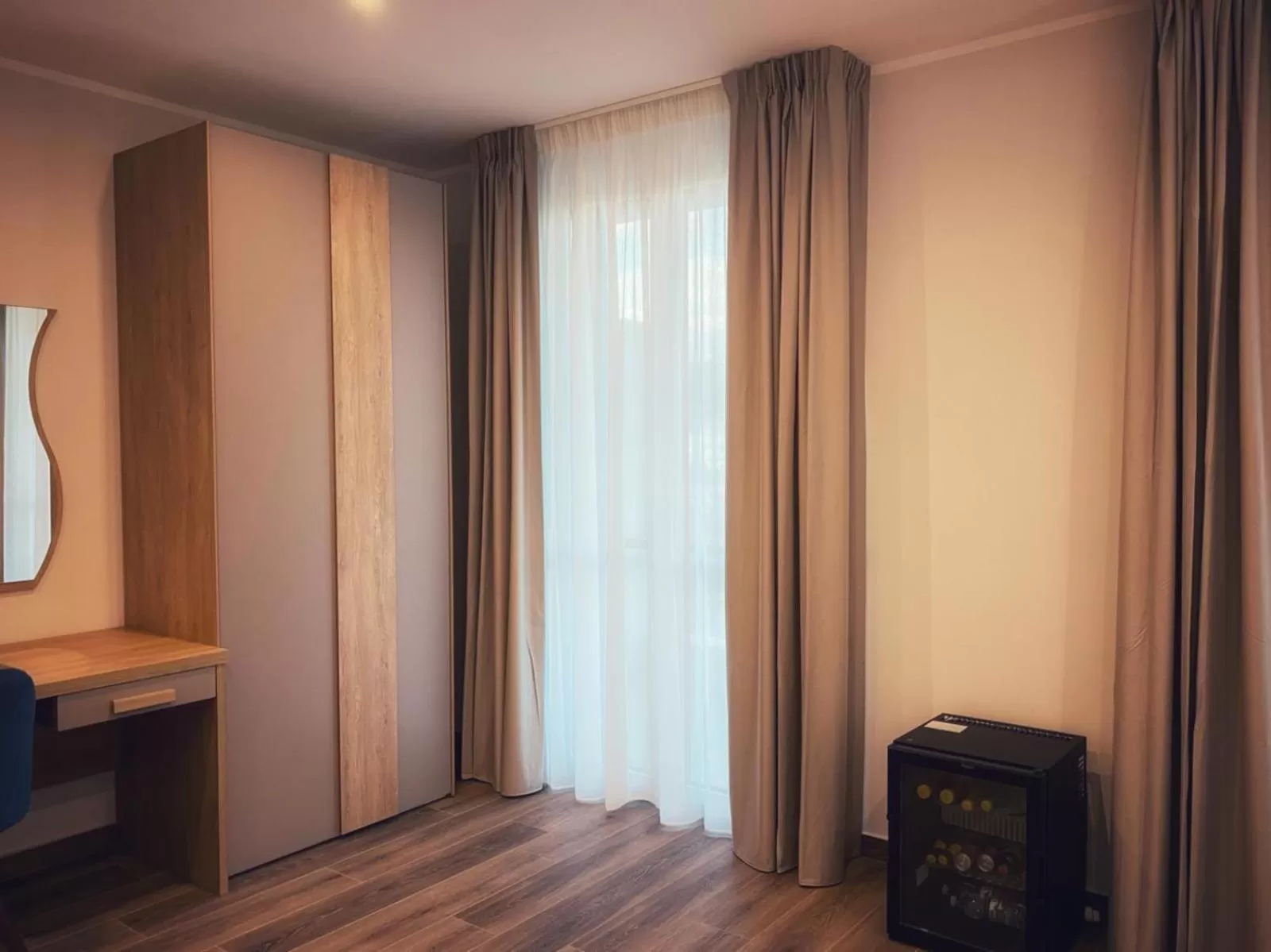 Bed in Lumarooms B&B