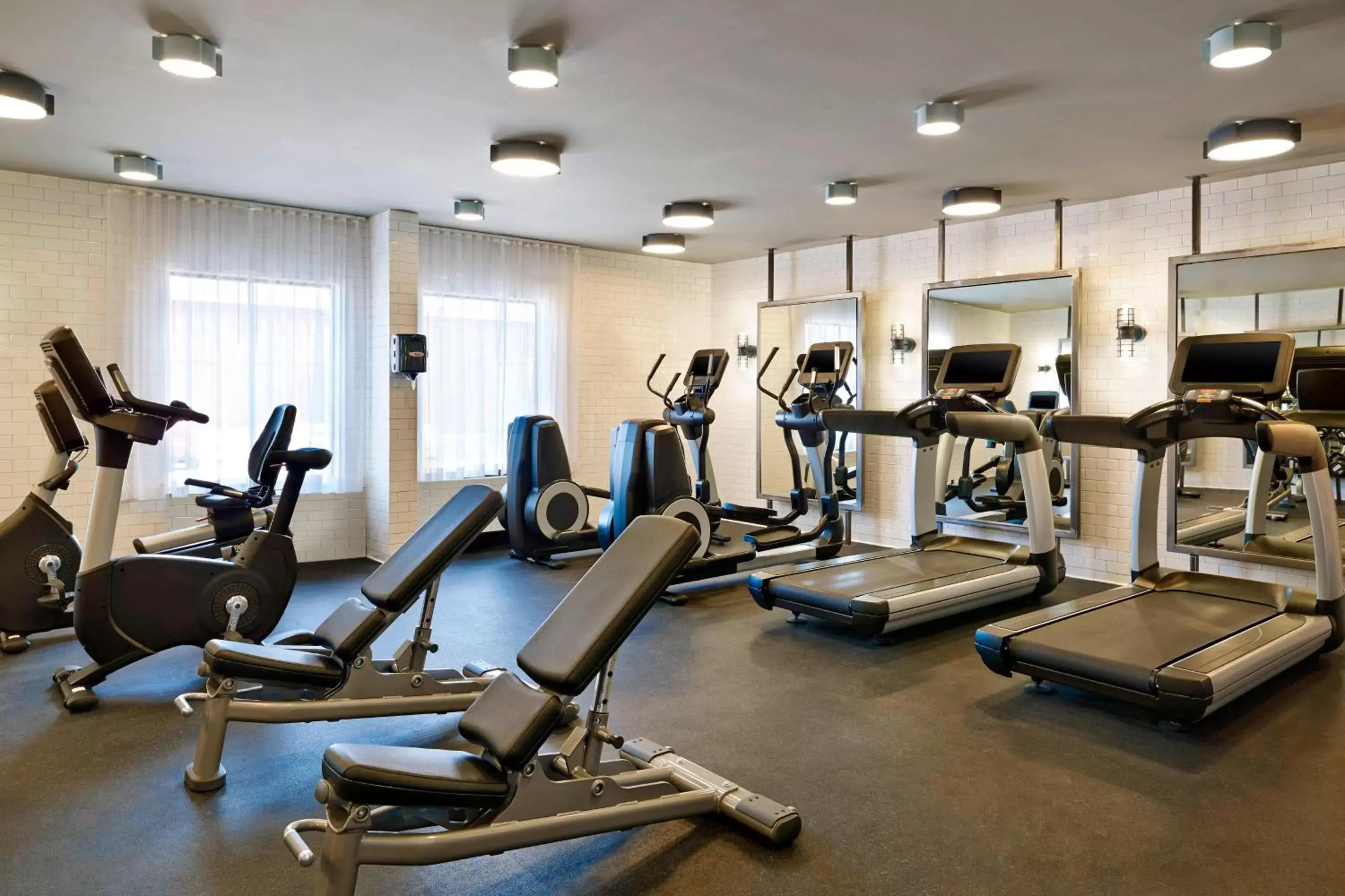 Fitness centre/facilities, Fitness Center/Facilities in Four Points by Sheraton Mall of America Minneapolis Airport