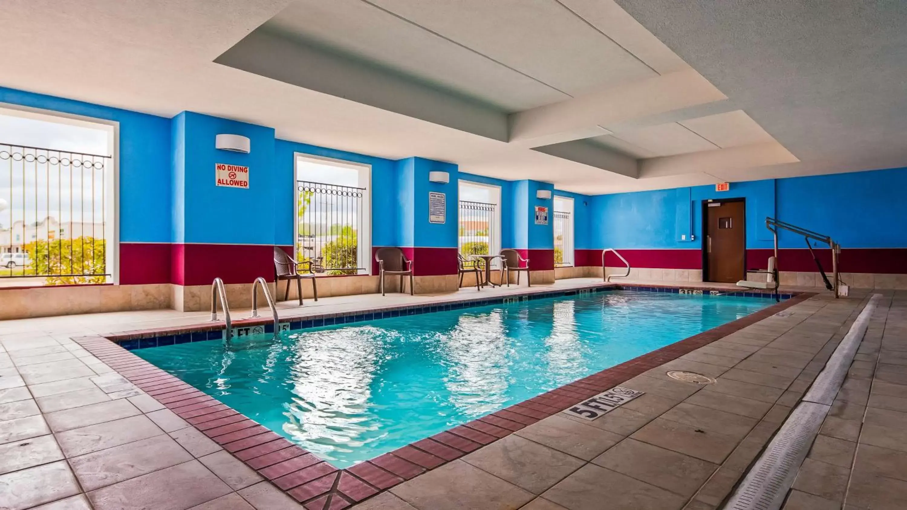 On site, Swimming Pool in Best Western Plus Flowood Inn & Suites