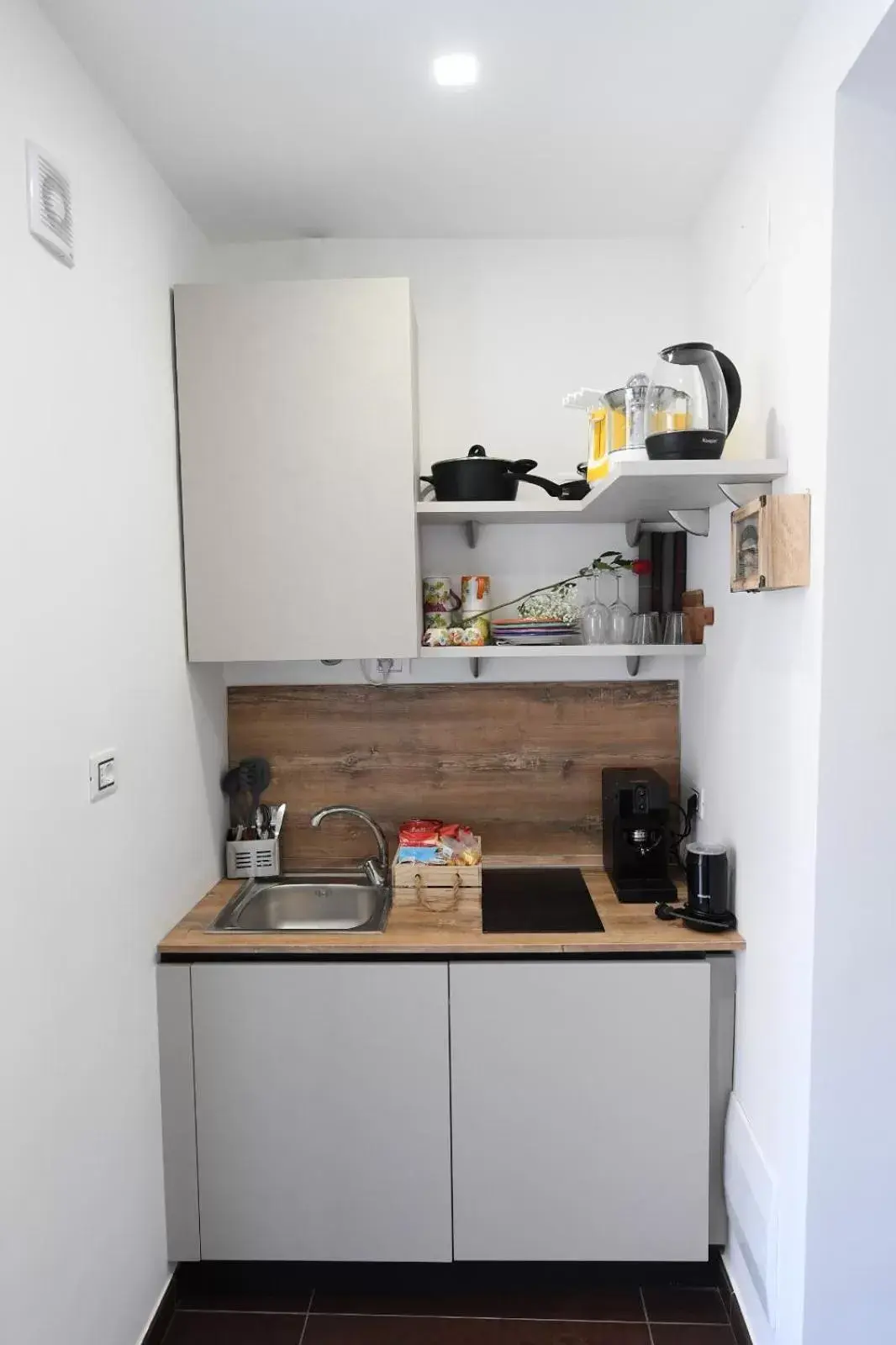 Kitchen/Kitchenette in B&B IN CENTRO STORICO SALERNO