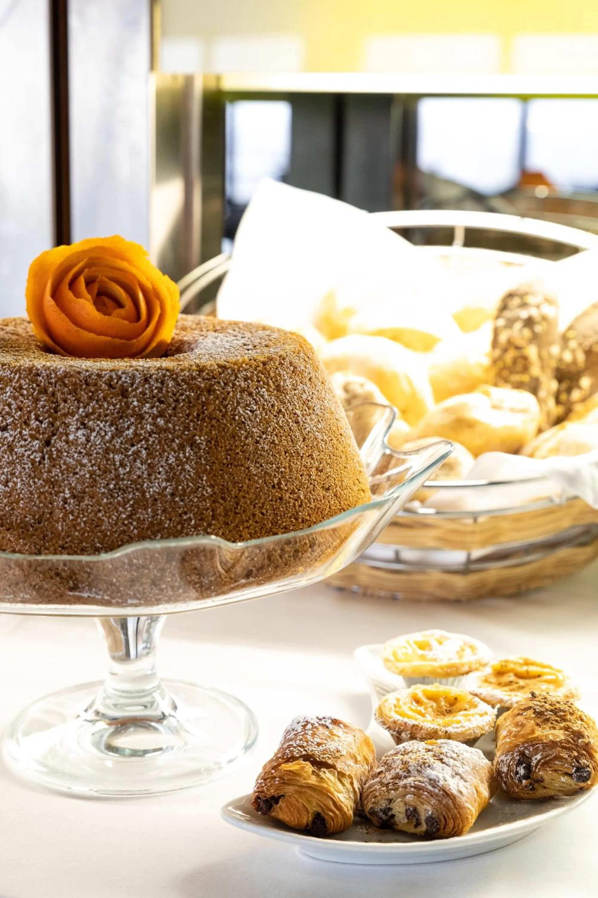 Breakfast in Hotel Black Tulip - Porto Gaia