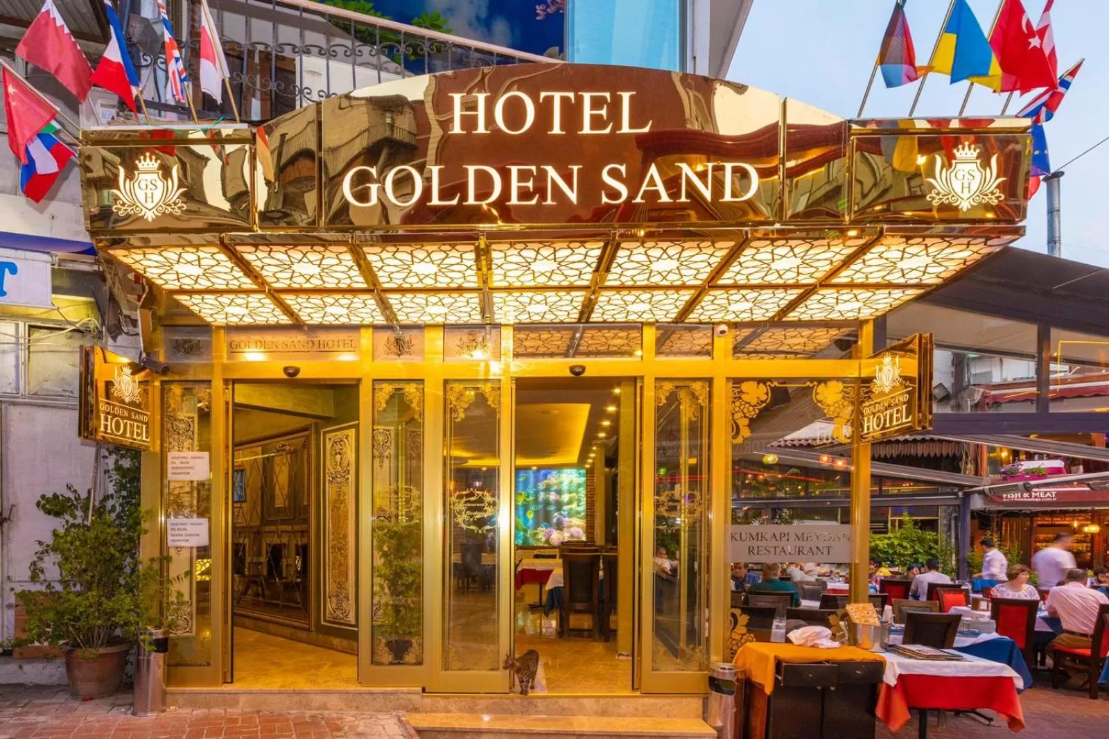 Facade/entrance in Golden Sand Hotel