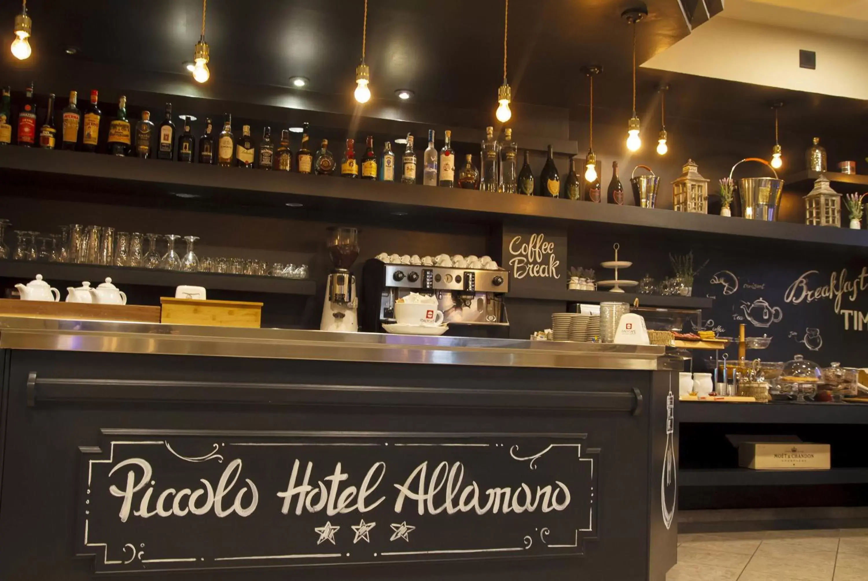 Lounge or bar in Piccolo Hotel Allamano