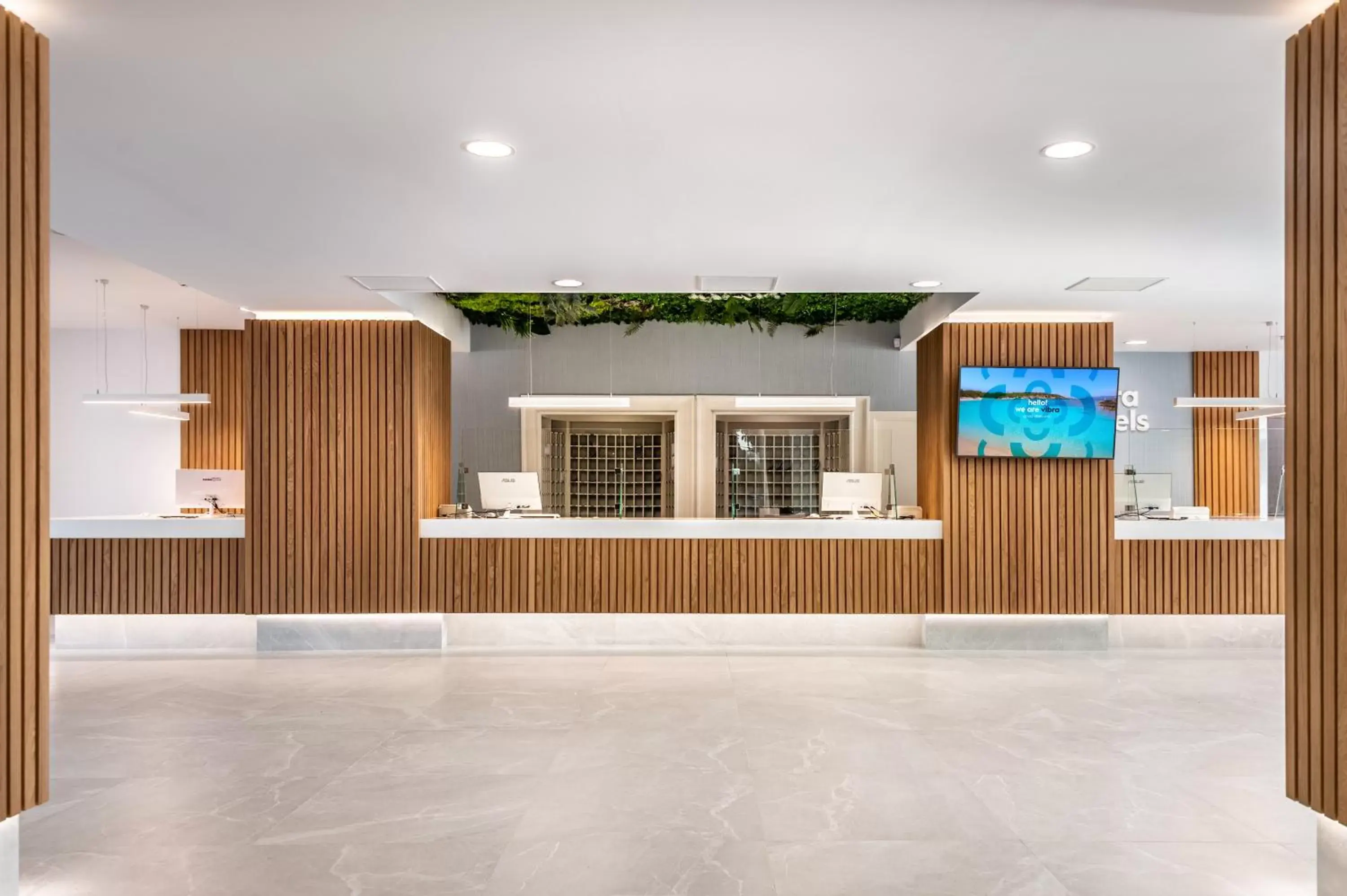 Lobby or reception in Hotel Vibra Beverly Playa Lobby or reception in Hotel Vibra Beverly Playa