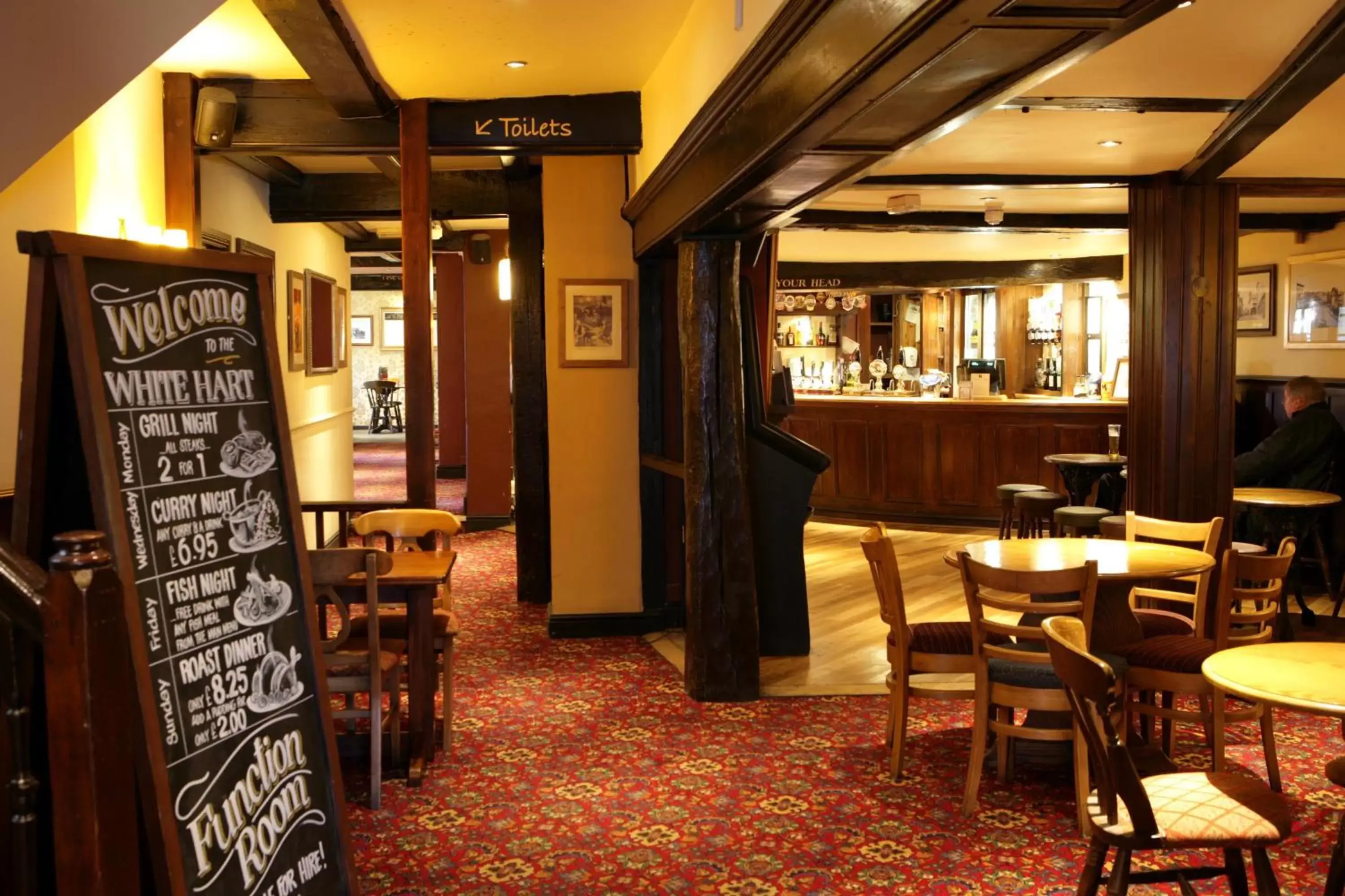 Activities, Restaurant/Places to Eat in White Hart, Andover by Marston's Inns