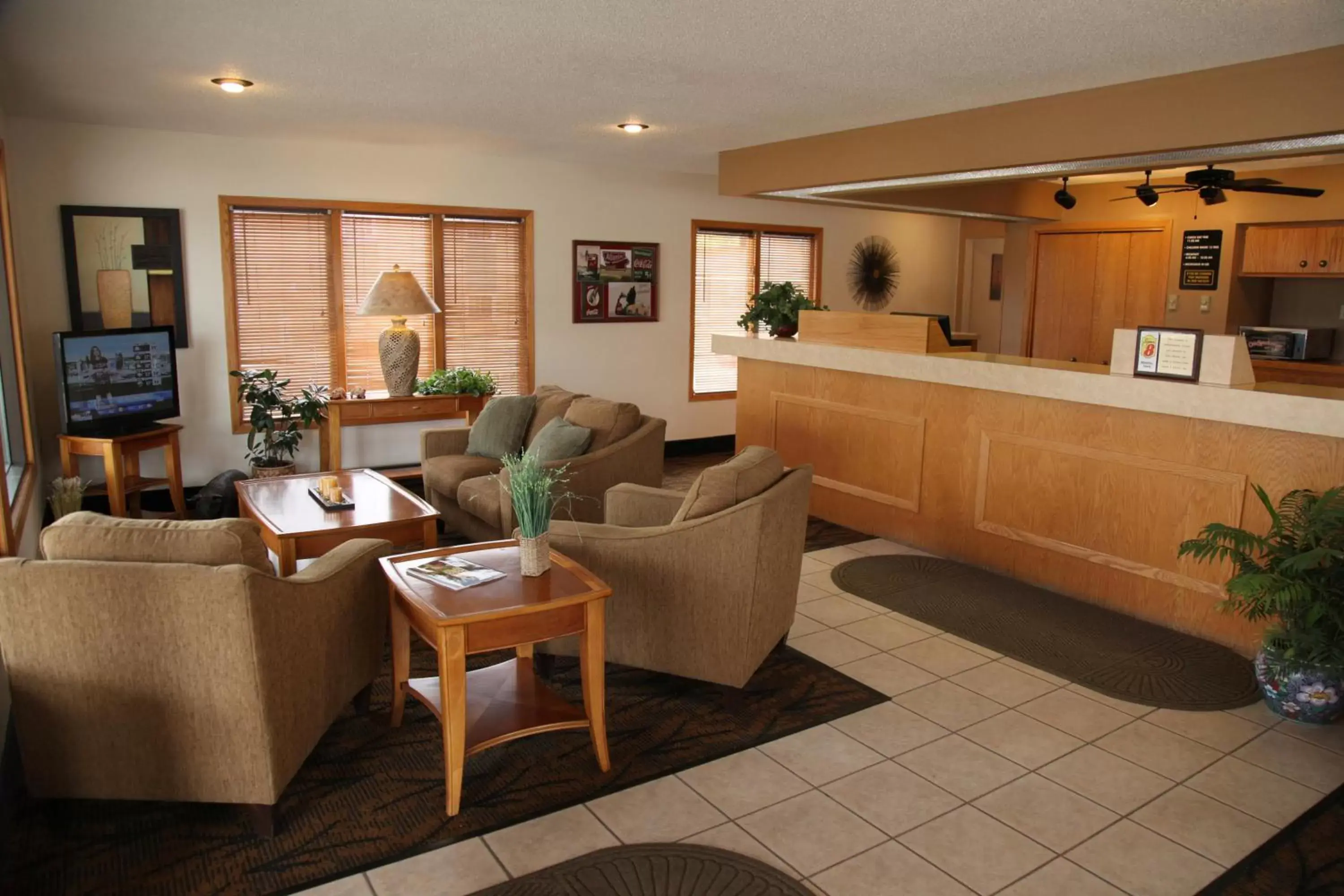 Day, Lobby/Reception in Americas Best Value Inn & Suites Atlantic