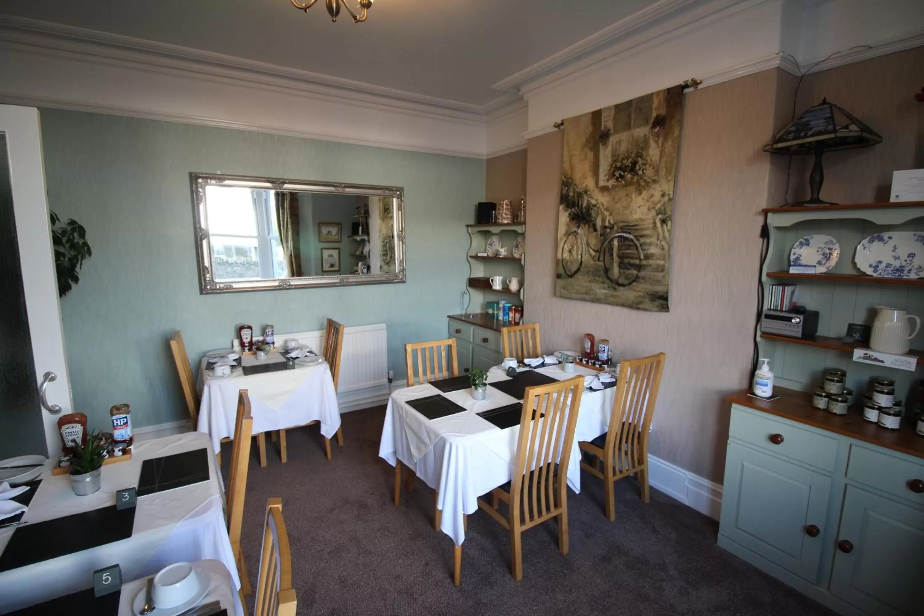 Restaurant/Places to Eat in Eden Green Guest House