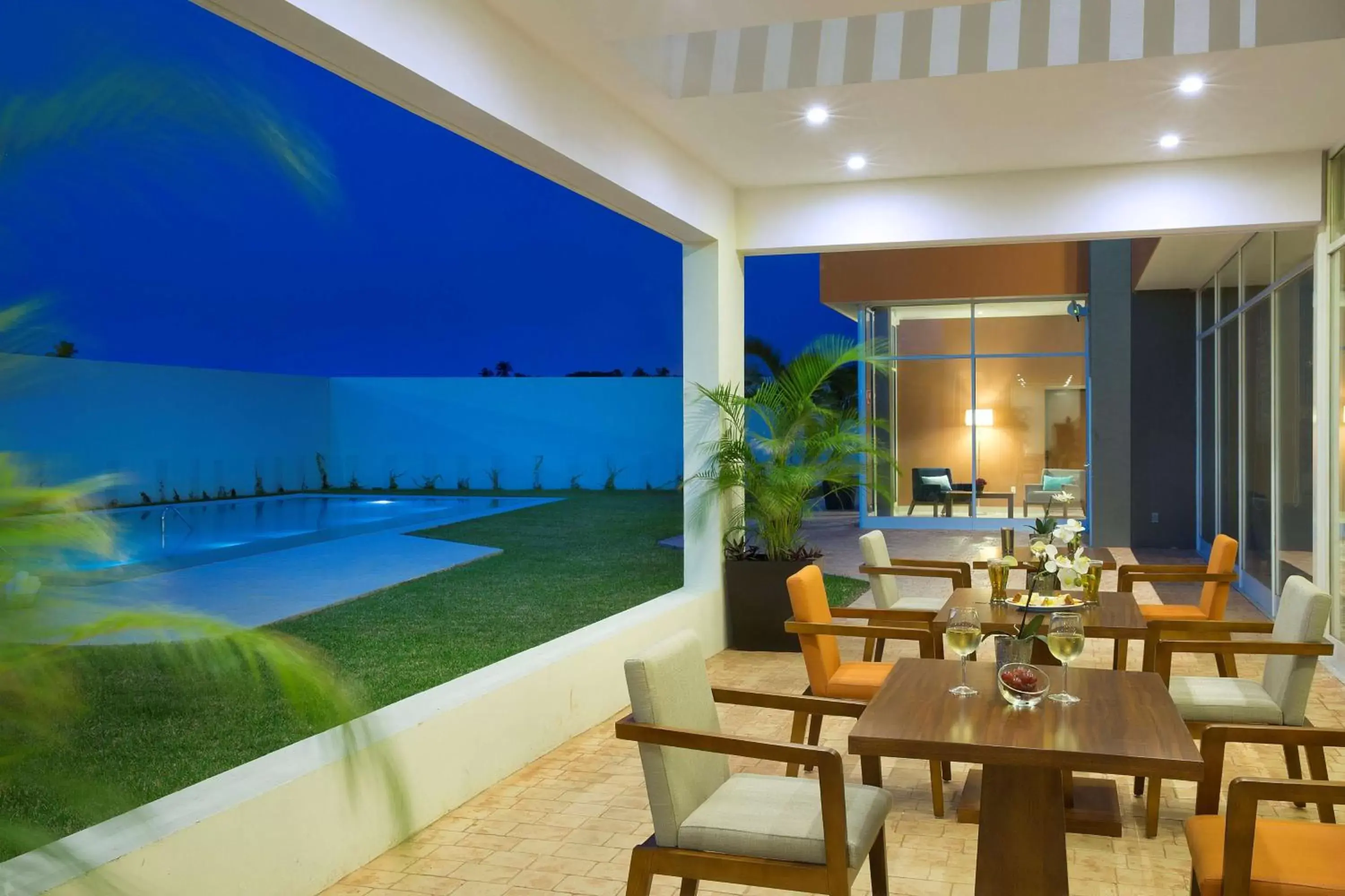 Lobby or reception in Hampton Inn & Suites by Hilton Paraiso